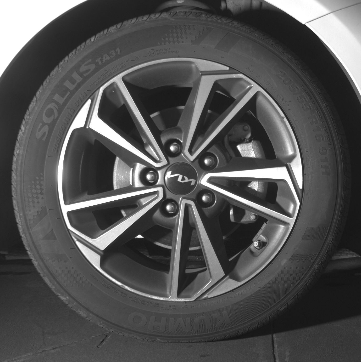 Thumbnail: 2024 Kia Forte - 15