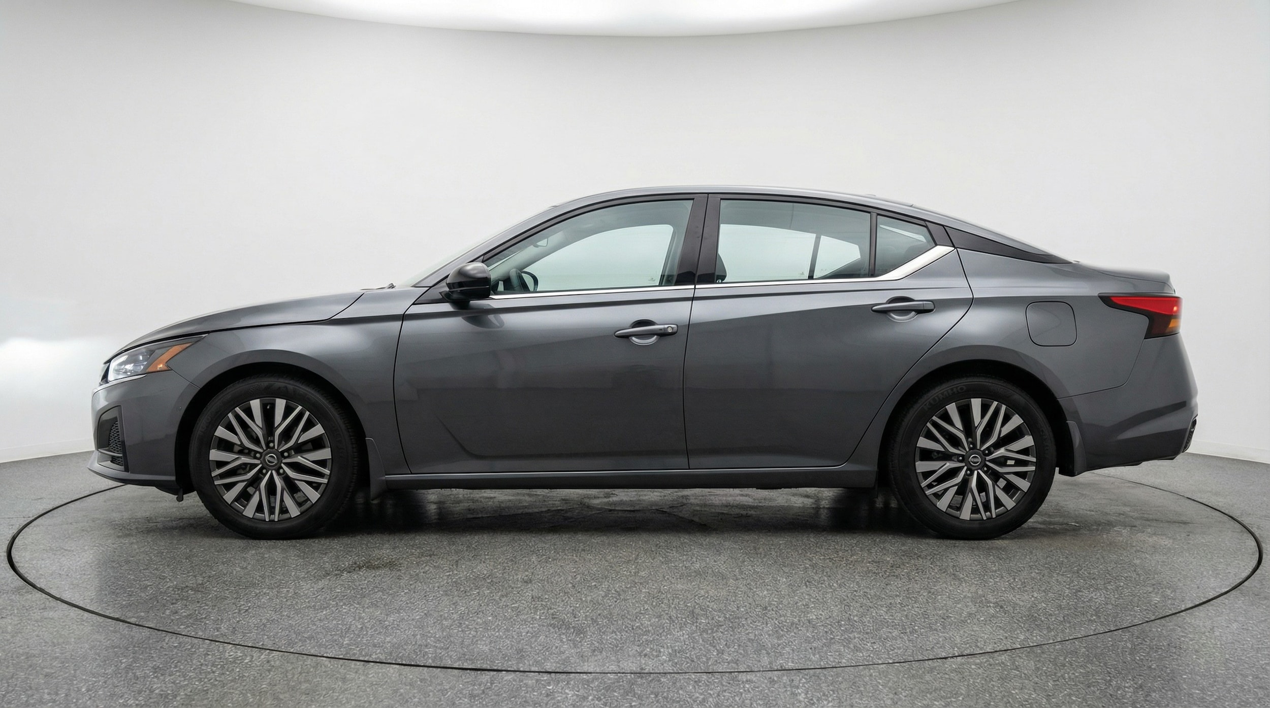 Thumbnail: 2025 Nissan Altima - 4