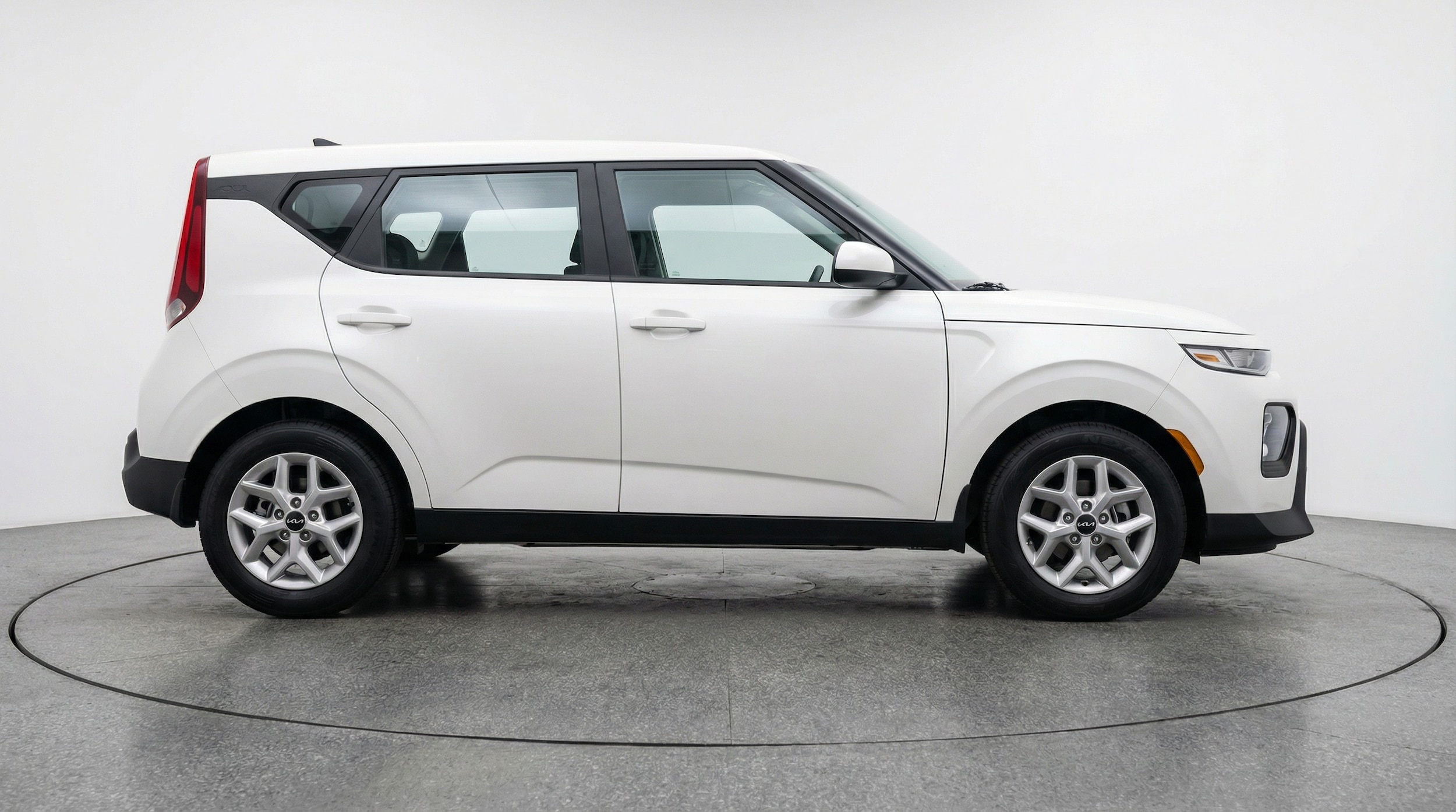 Thumbnail: 2025 Kia Soul - 8