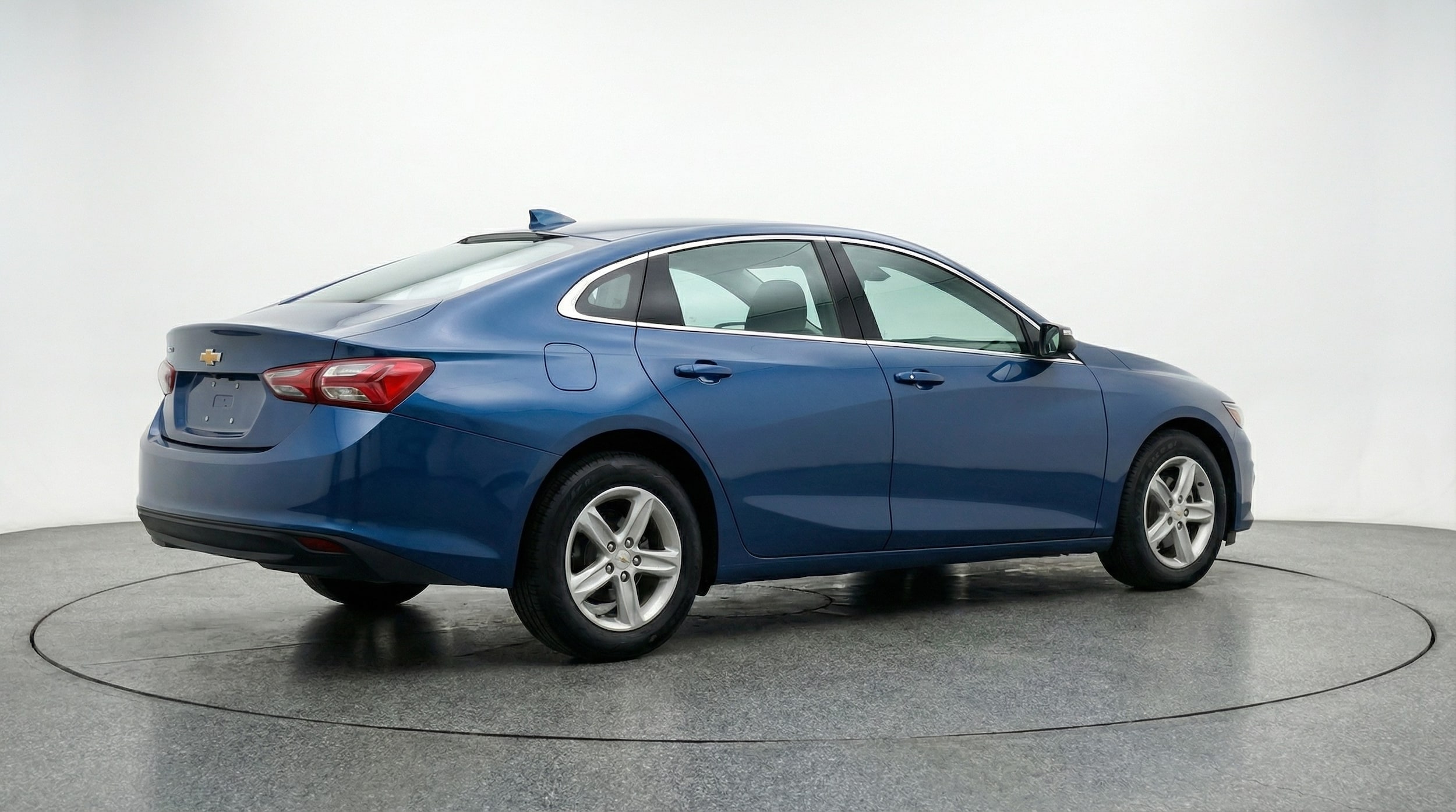 Thumbnail: 2024 Chevrolet Malibu - 7