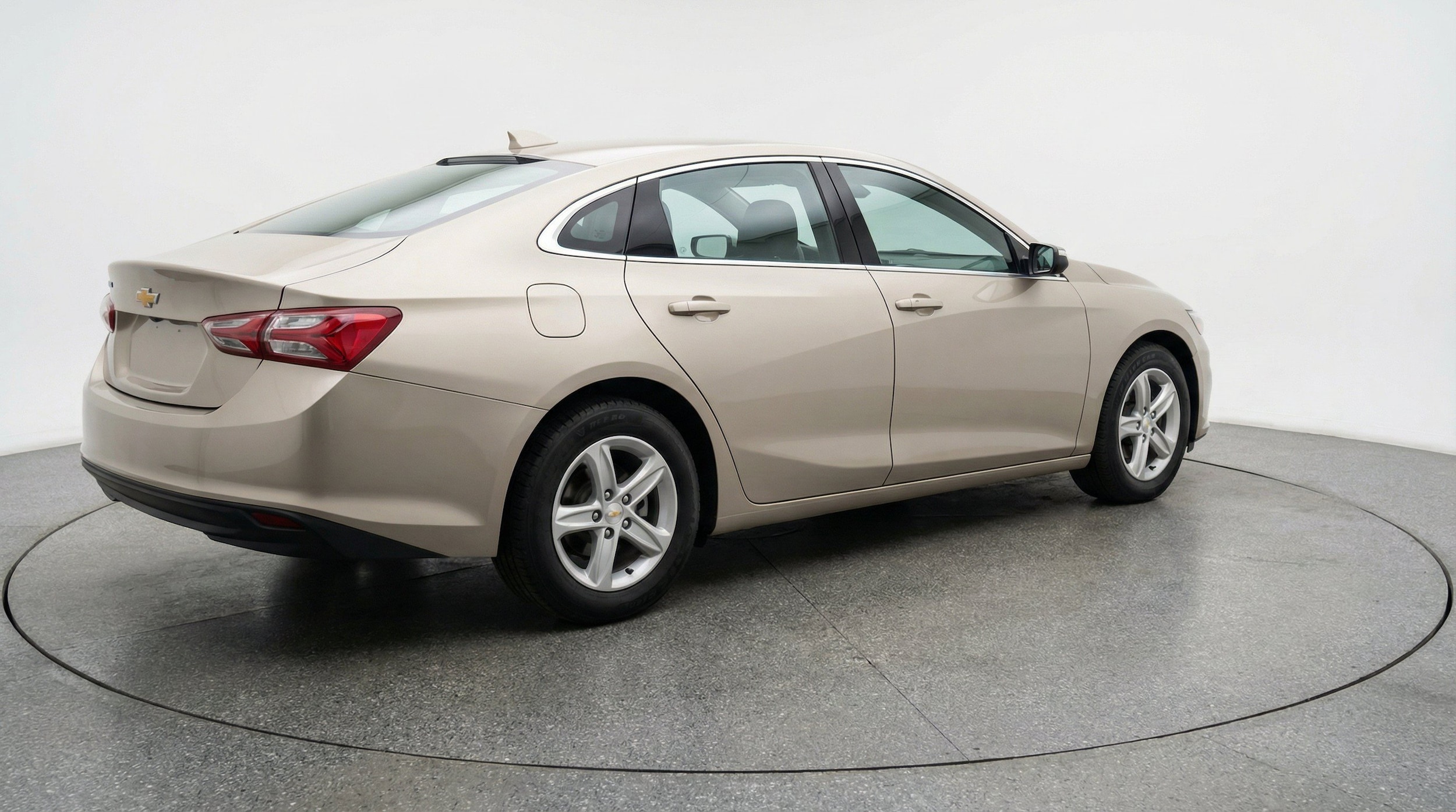 Thumbnail: 2024 Chevrolet Malibu - 9