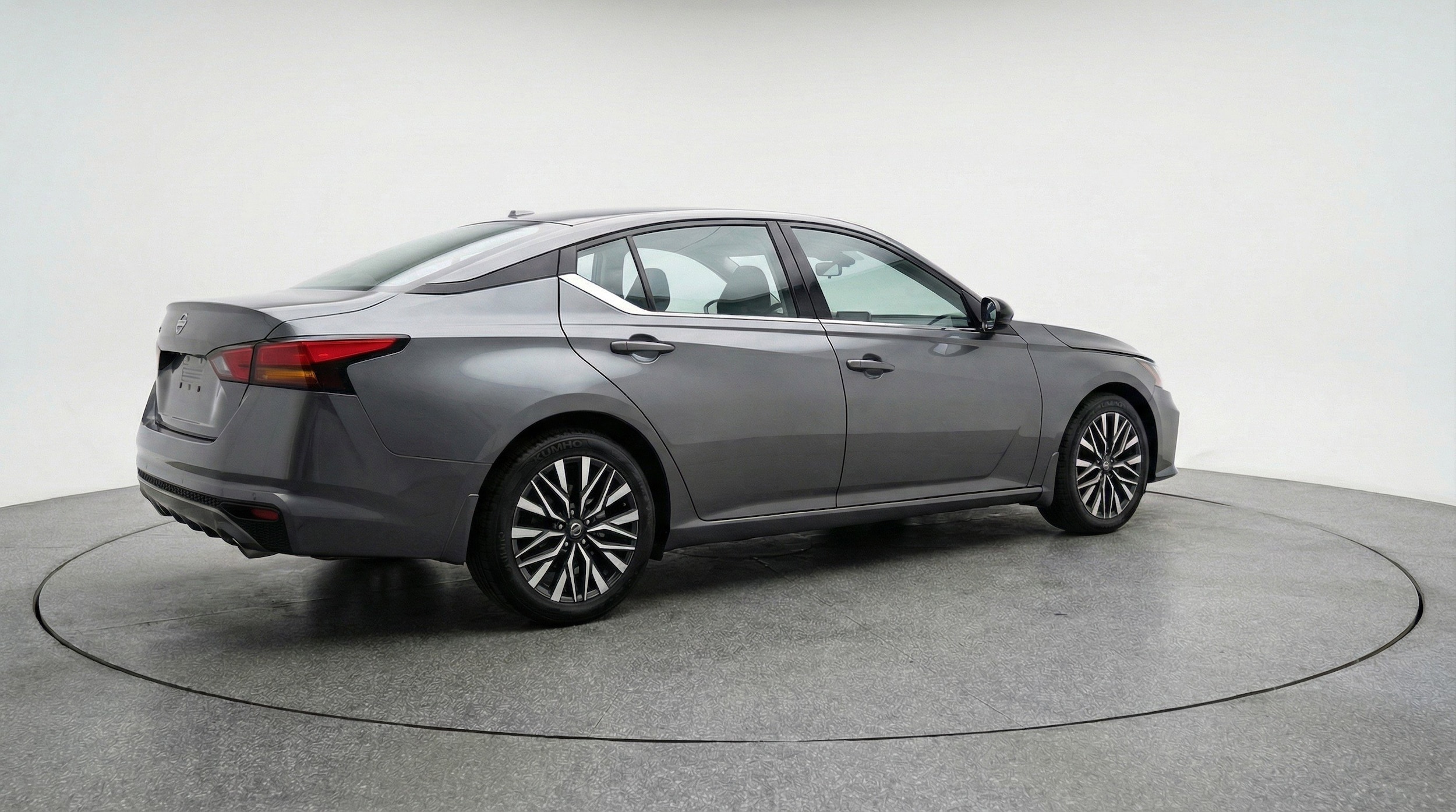 Thumbnail: 2025 Nissan Altima - 9