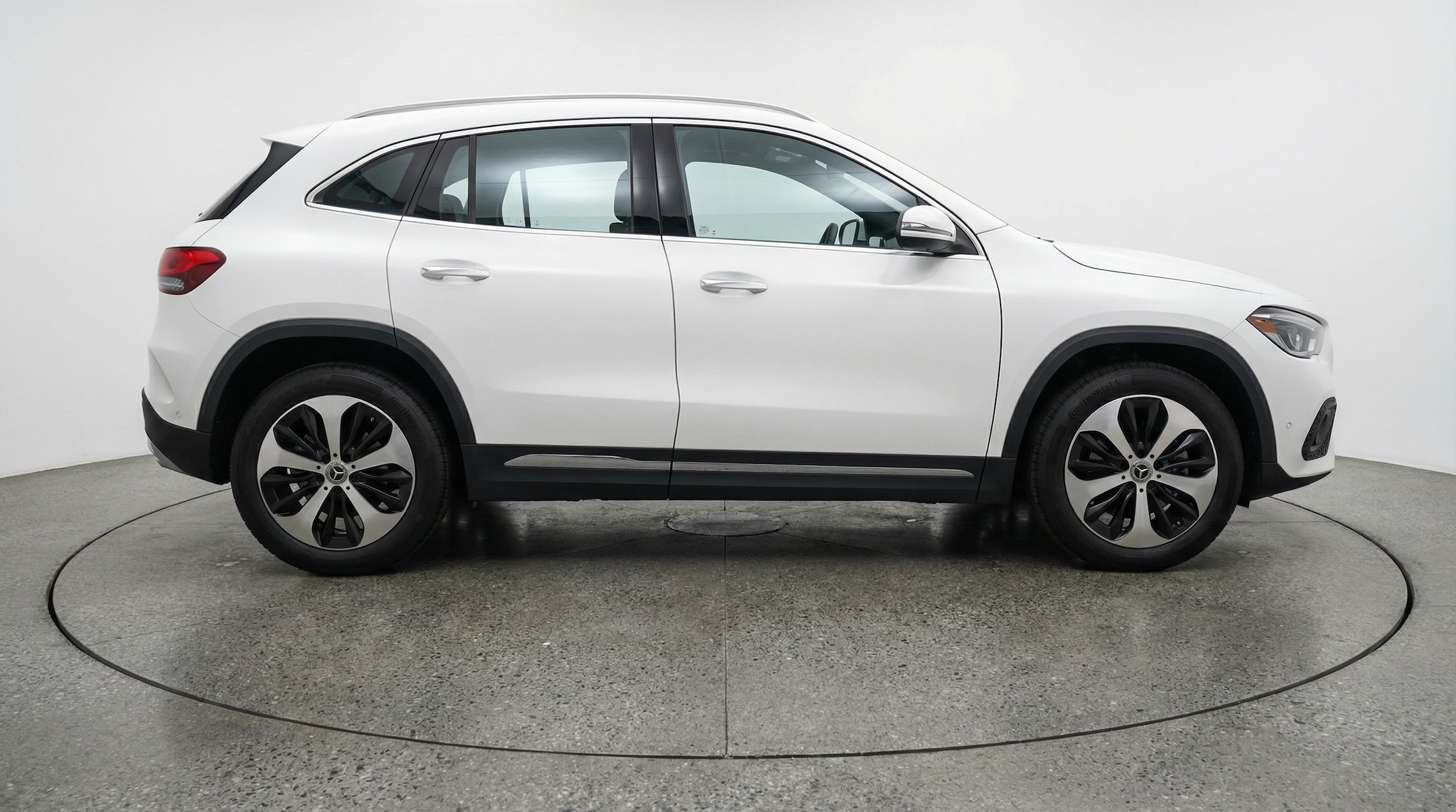 Thumbnail: 2025 Mercedes-Benz GLA - 8