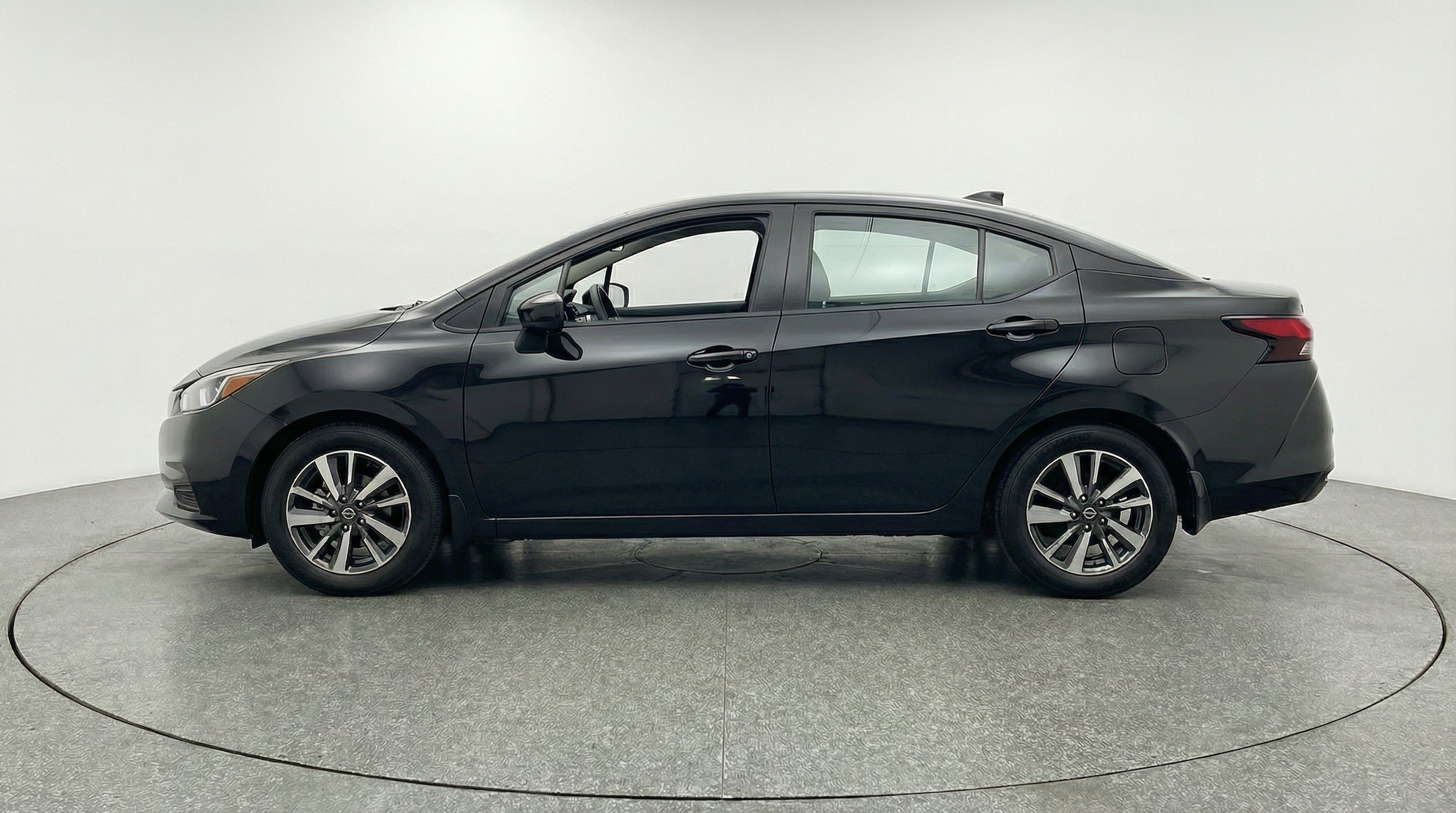 Thumbnail: 2025 Nissan Versa - 5