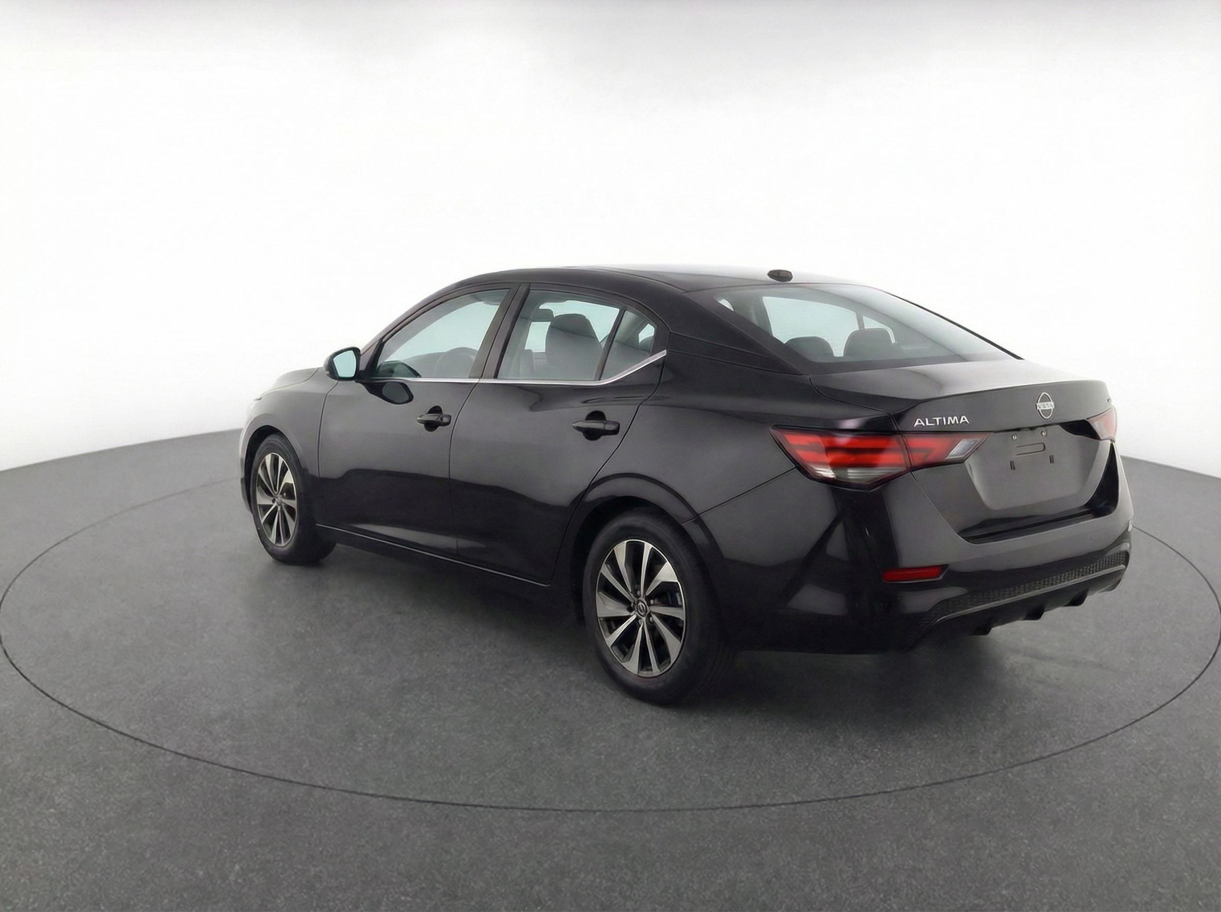 Thumbnail: 2023 Nissan Altima - 5