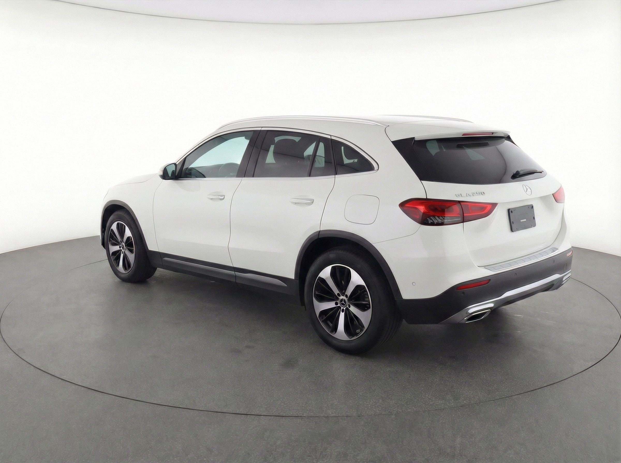 Thumbnail: 2025 Mercedes-Benz GLA - 5