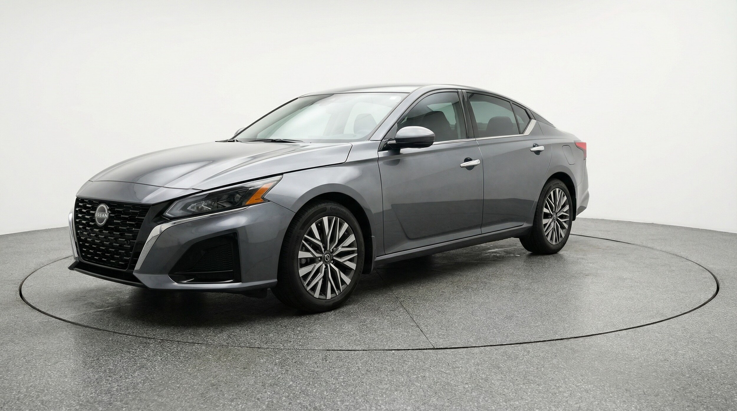 Thumbnail: 2025 Nissan Altima - 3