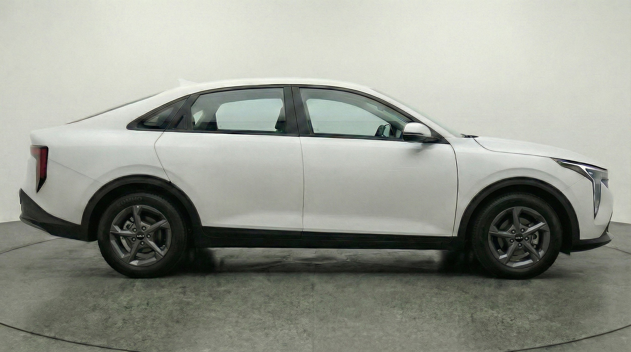 Thumbnail: 2025 Kia K4 - 11