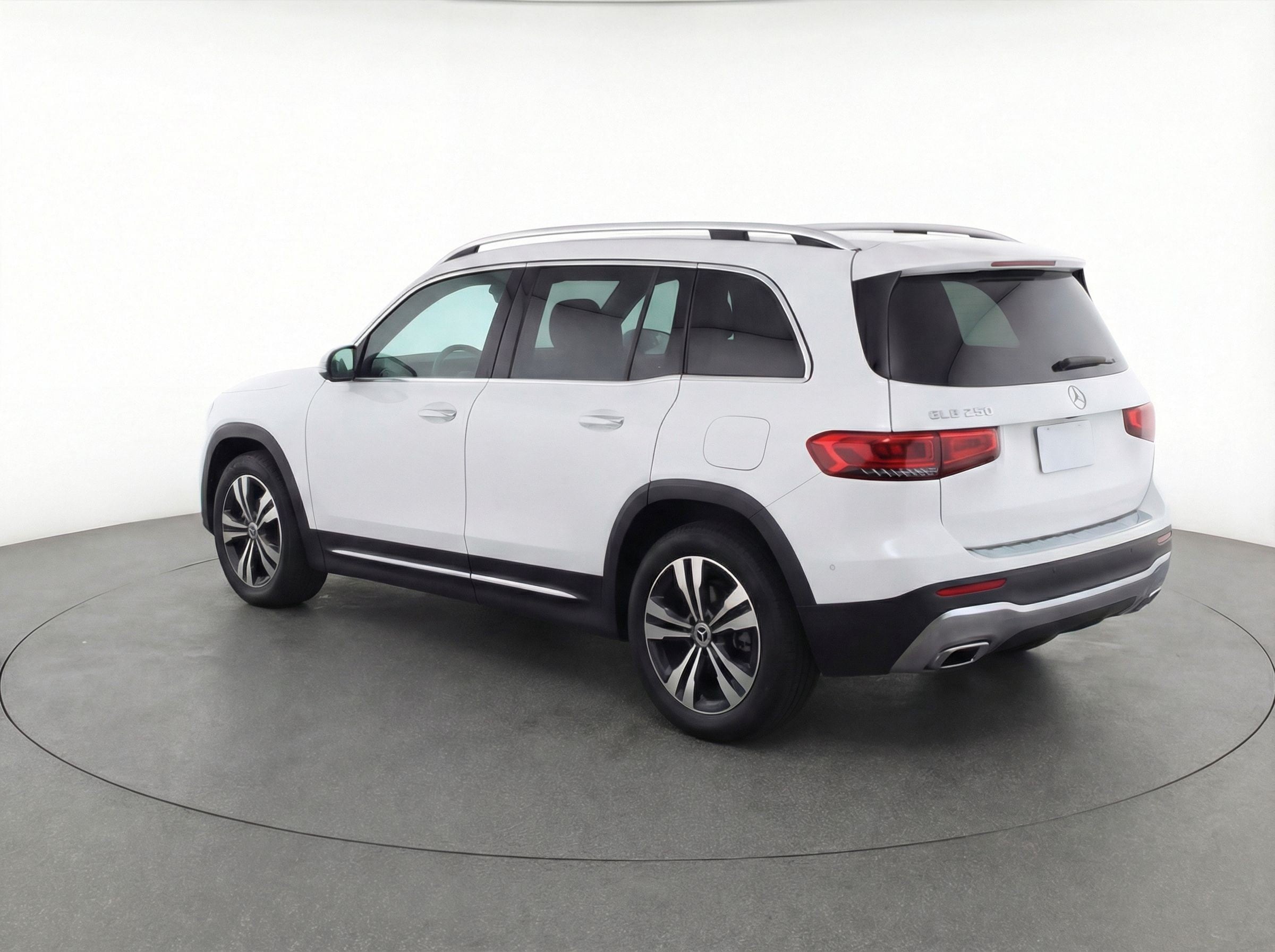 Thumbnail: 2024 Mercedes-Benz GLB - 5