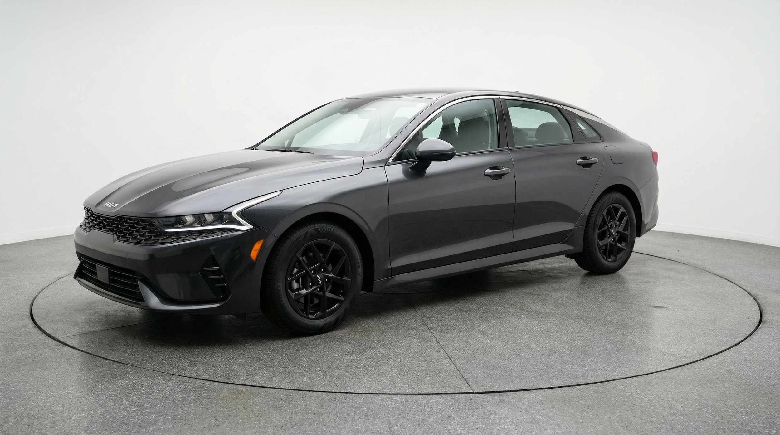 Thumbnail: 2025 Kia K5 - 3