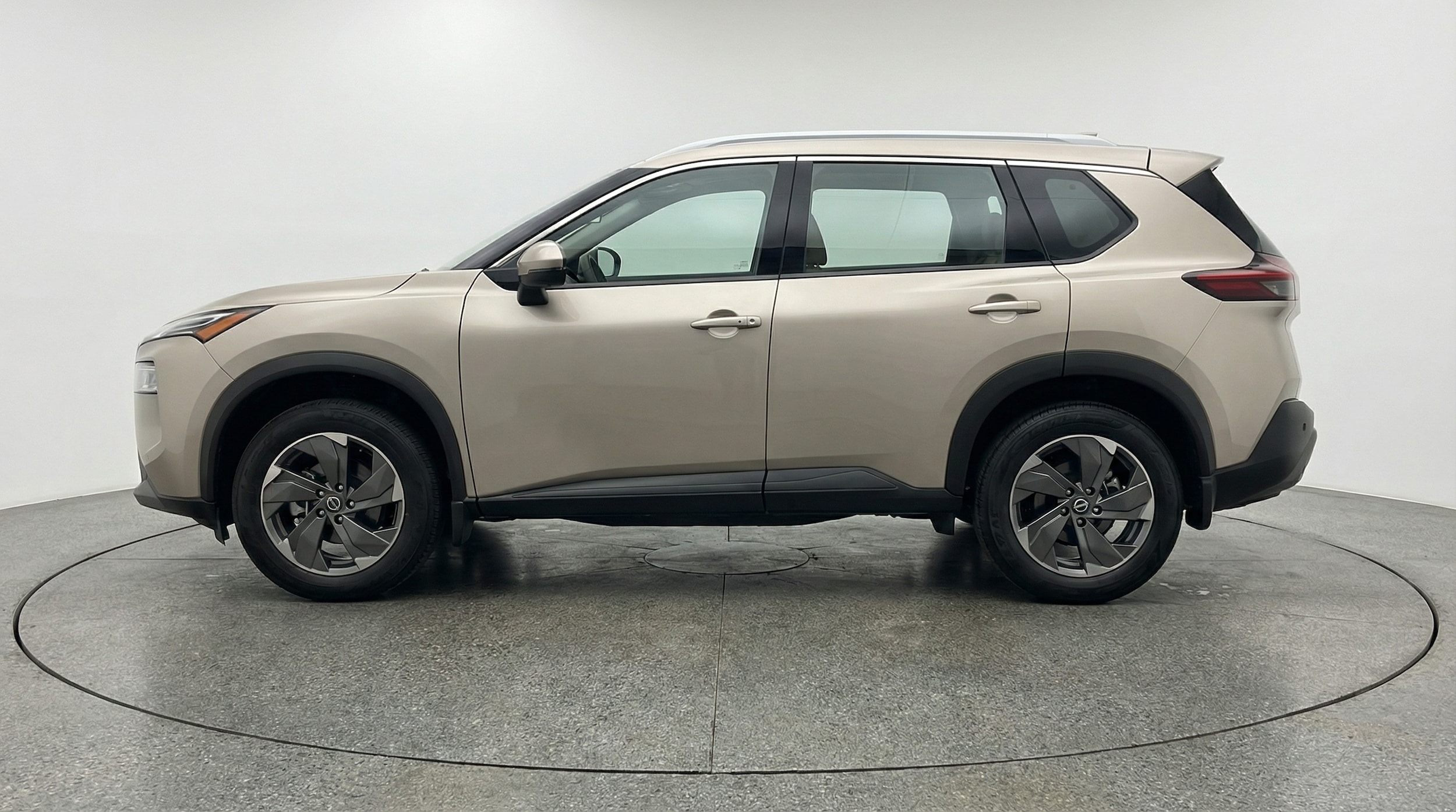 Thumbnail: 2025 Nissan Rogue - 4