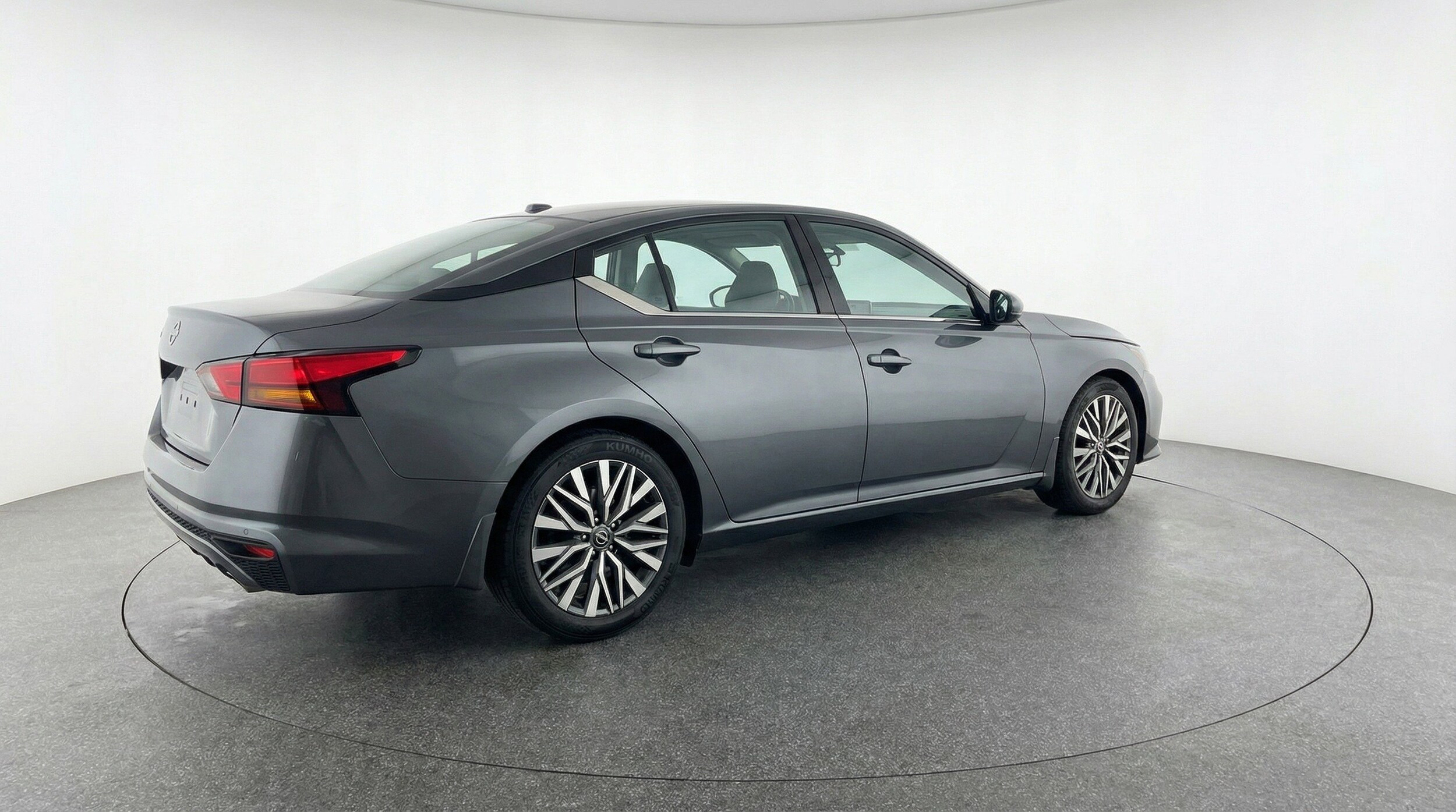 Thumbnail: 2025 Nissan Altima - 9