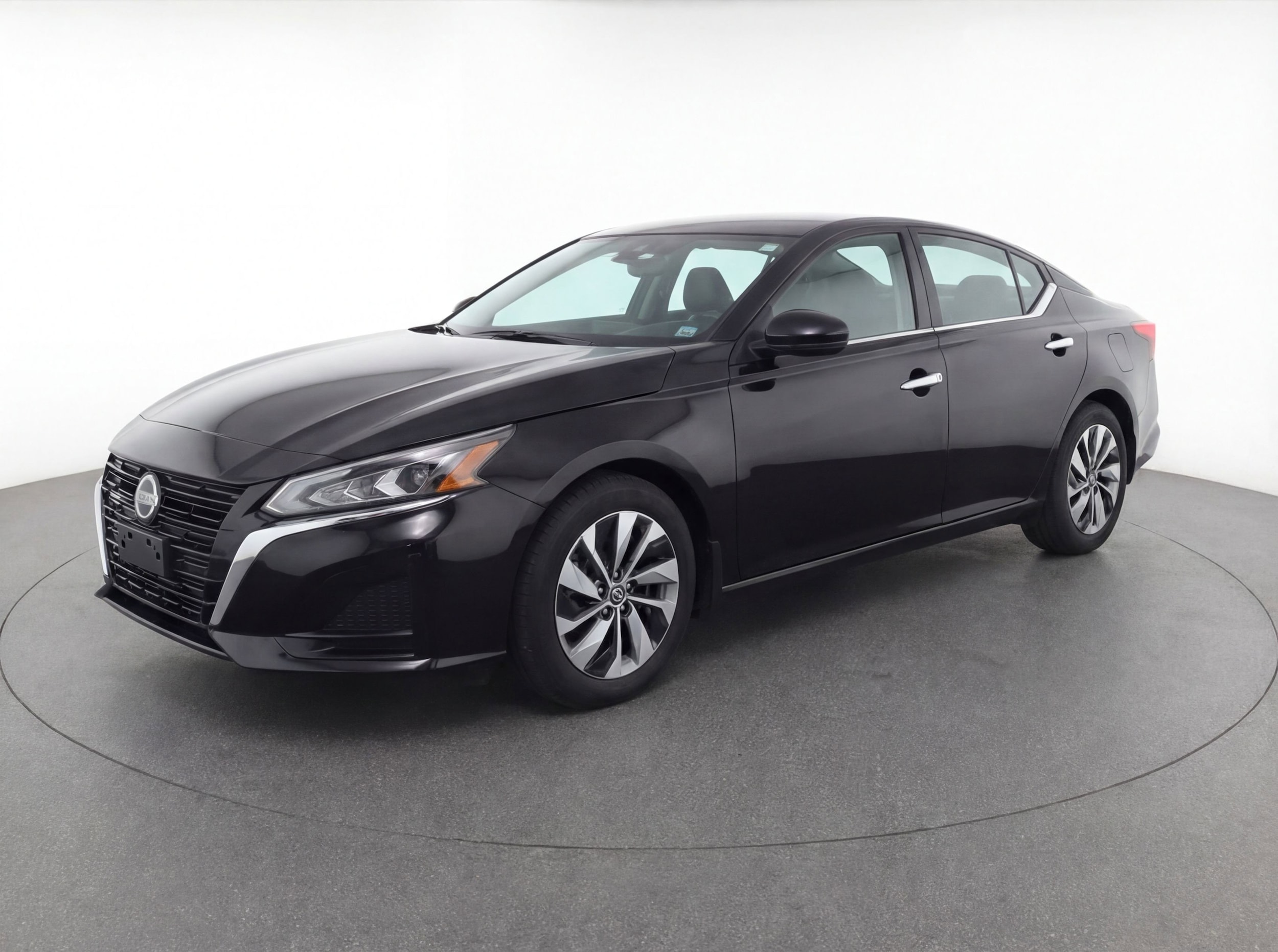 Thumbnail: 2023 Nissan Altima - 3