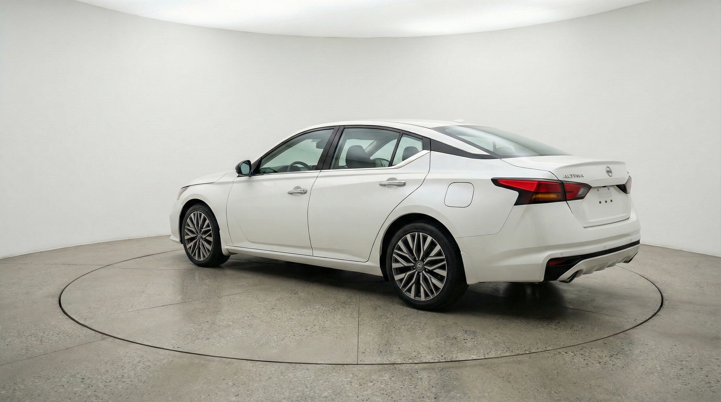 Thumbnail: 2025 Nissan Altima - 6