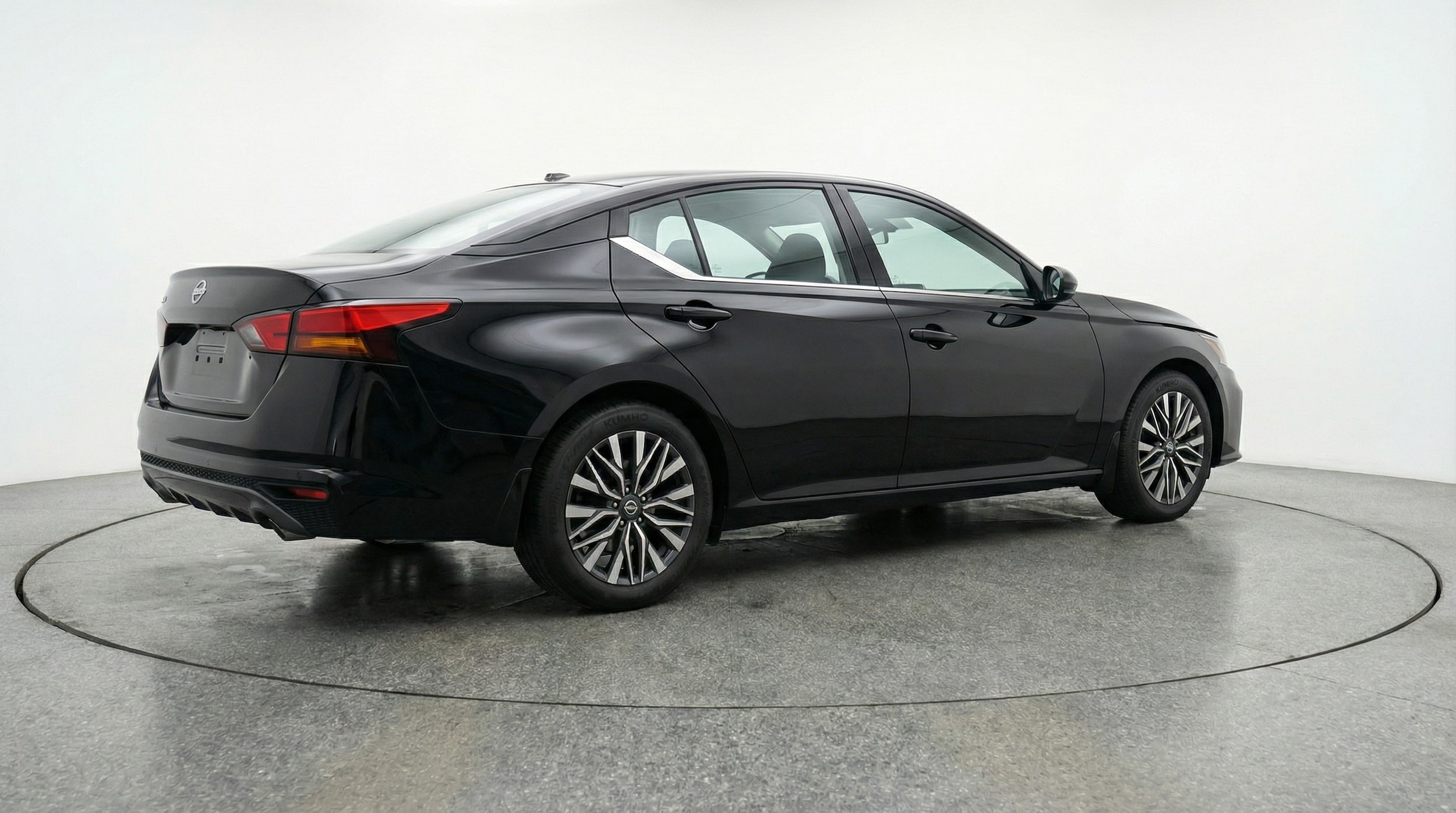 Thumbnail: 2025 Nissan Altima - 7