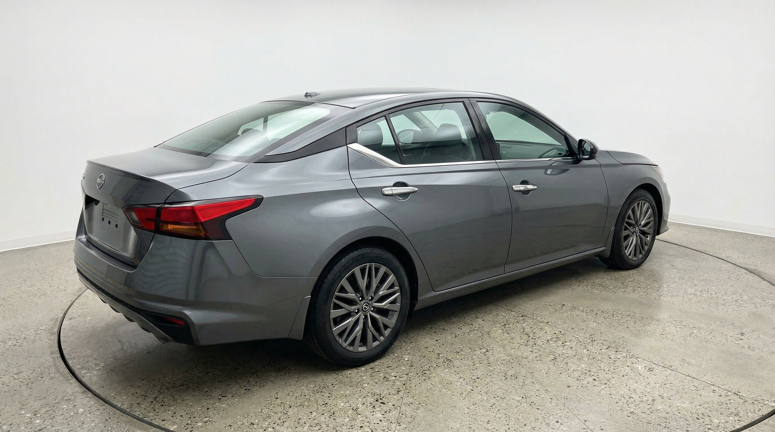 Thumbnail: 2025 Nissan Altima - 9