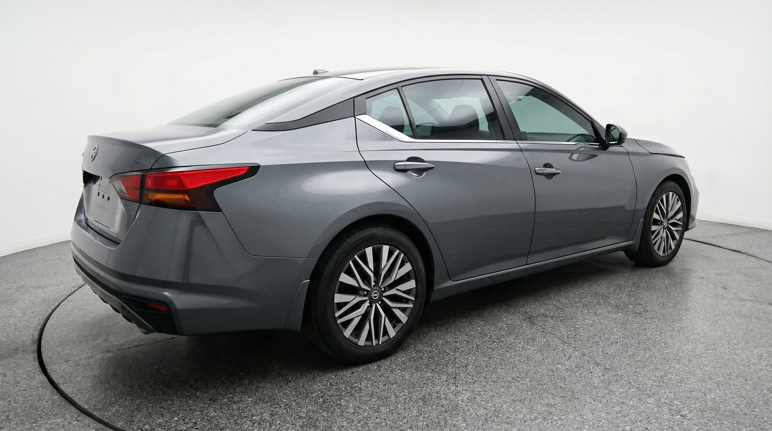 Thumbnail: 2025 Nissan Altima - 9