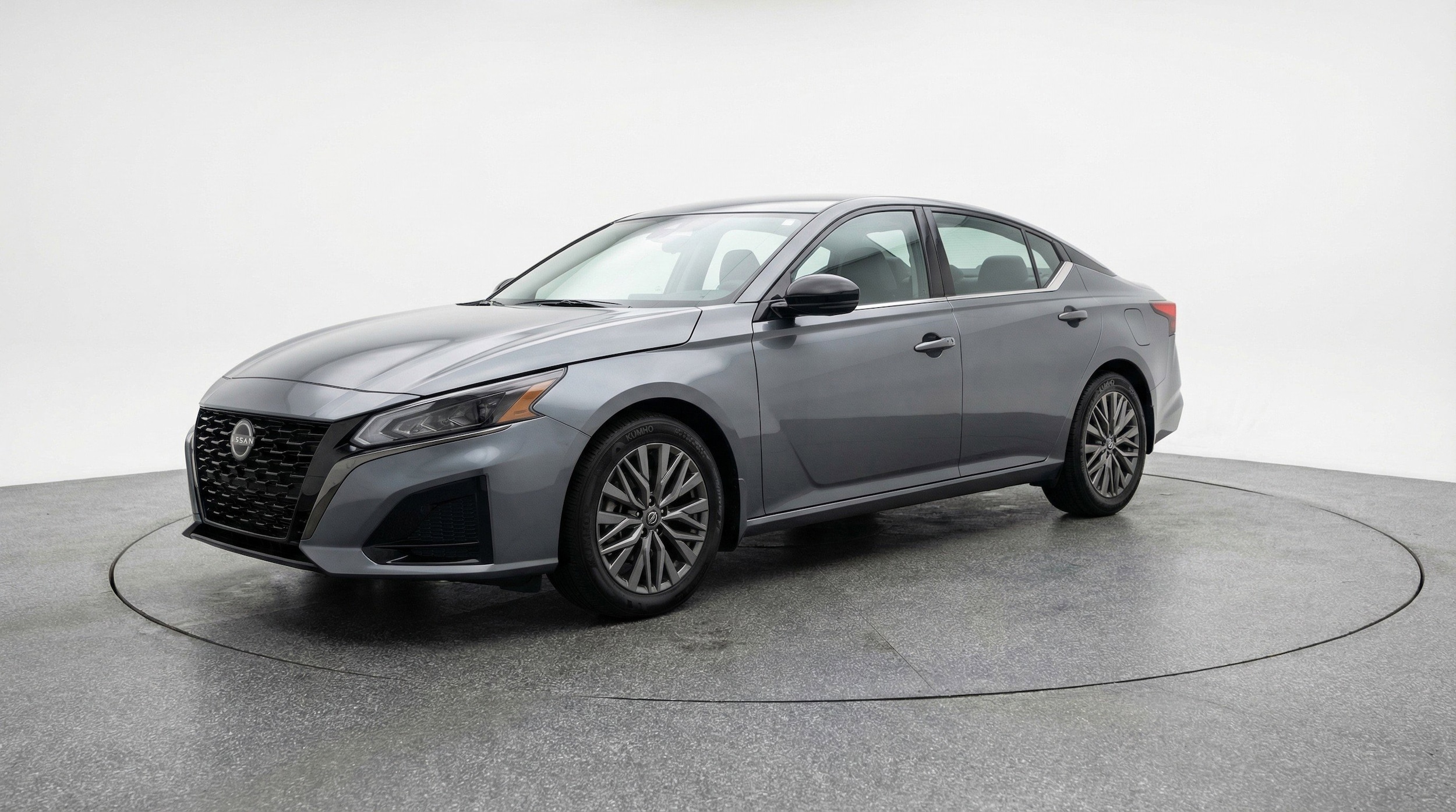 Thumbnail: 2025 Nissan Altima - 3