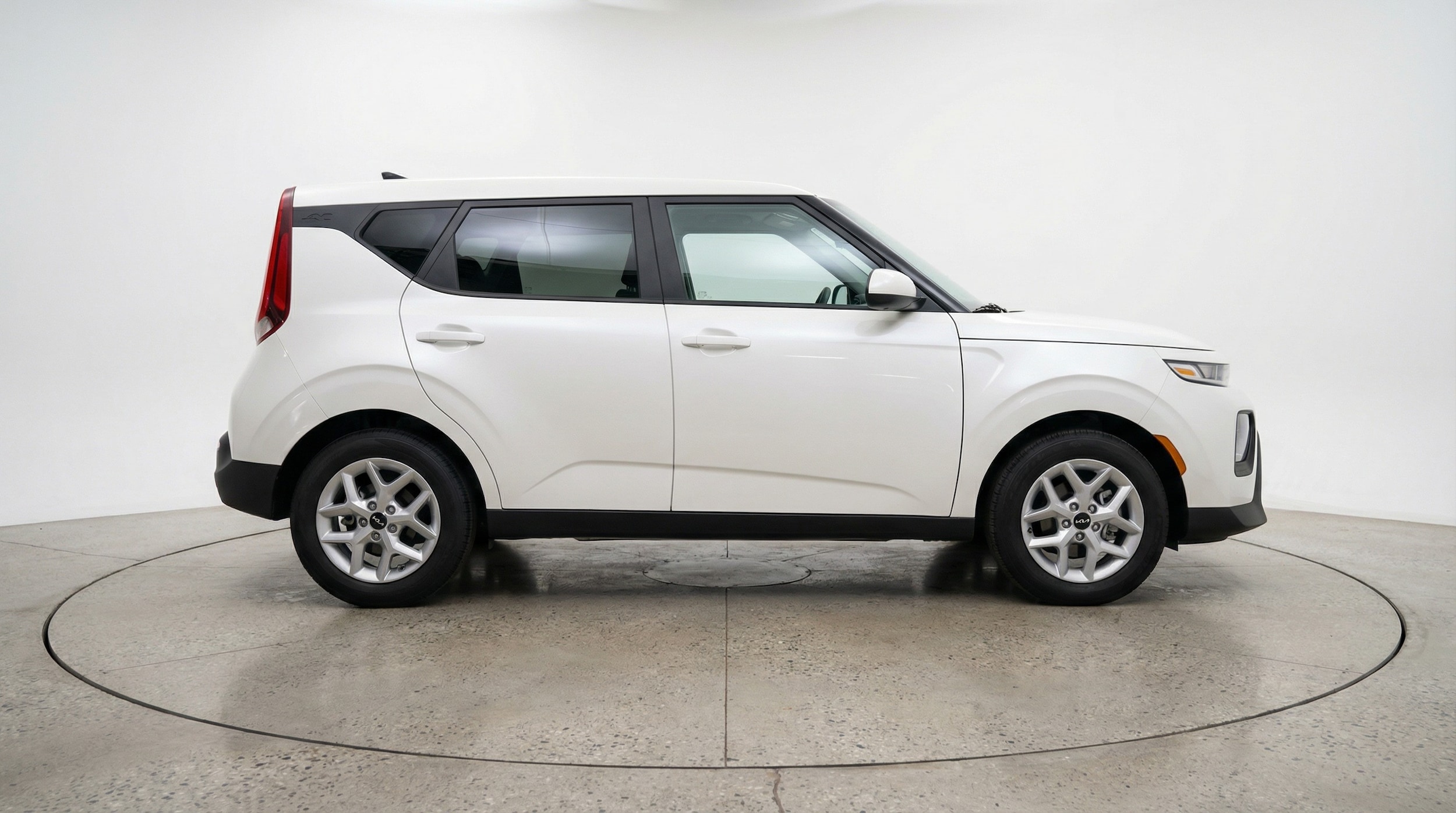 Thumbnail: 2025 Kia Soul - 8