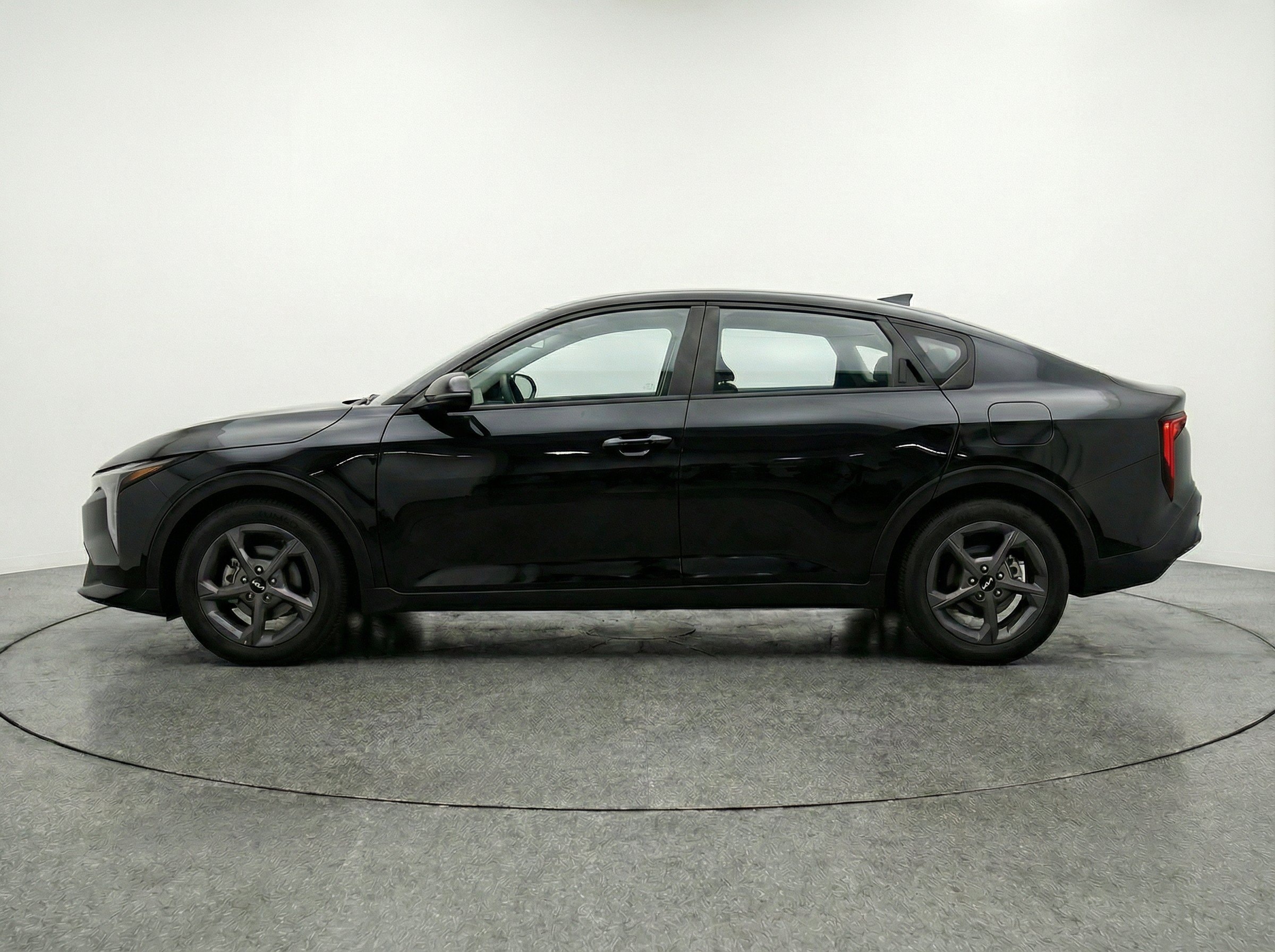 Thumbnail: 2025 Kia K4 - 5