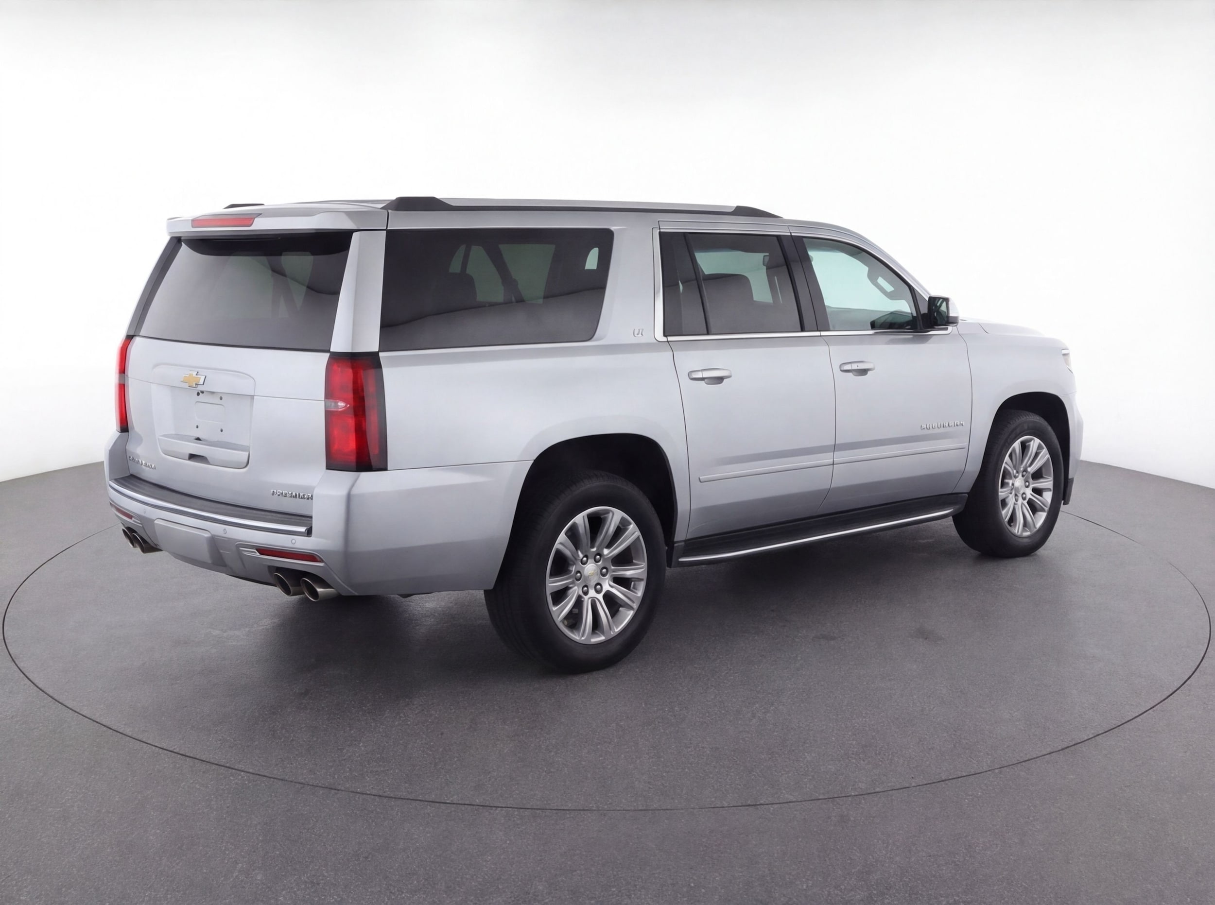 Thumbnail: 2023 Chevrolet Tahoe - 9