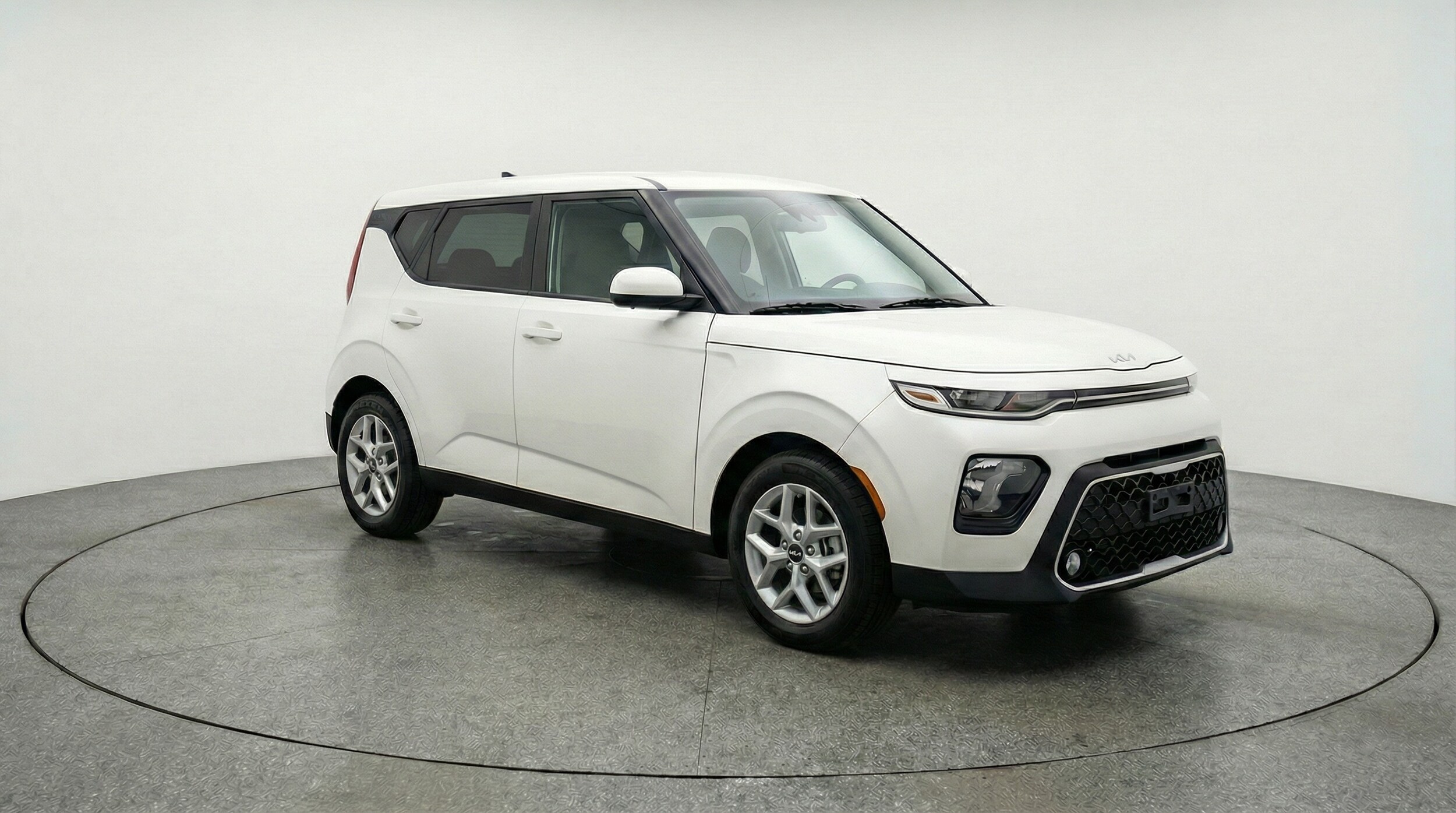 Thumbnail: 2025 Kia Soul - 1