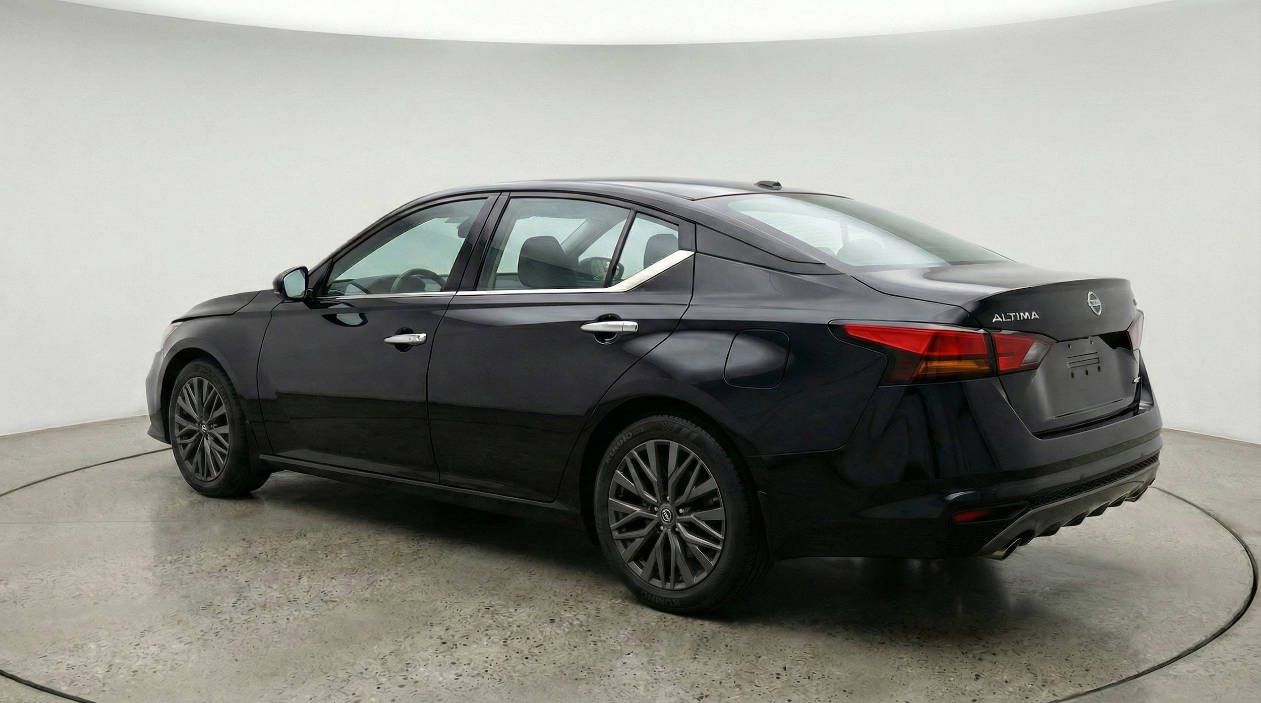 Thumbnail: 2025 Nissan Altima - 6