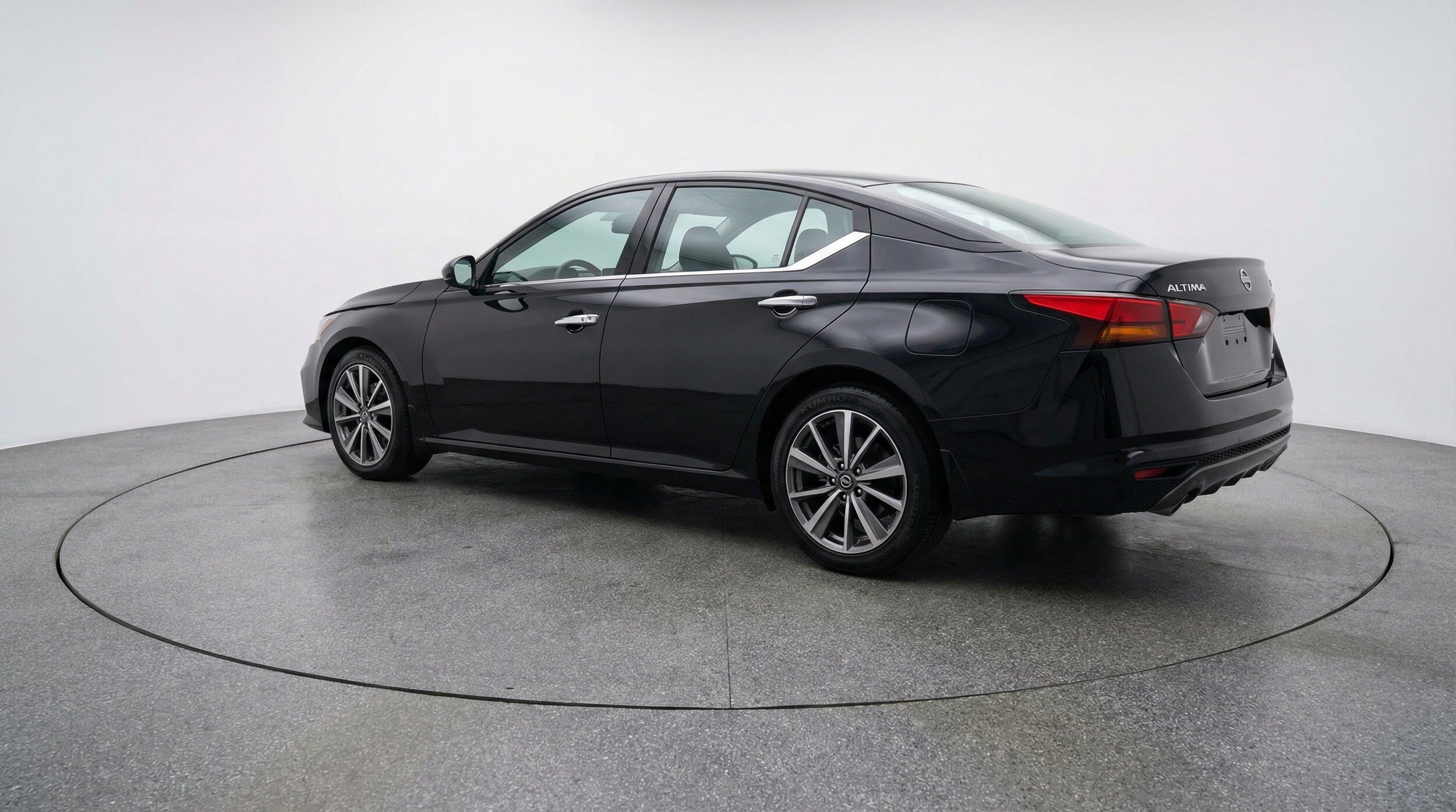 Thumbnail: 2025 Nissan Altima - 6