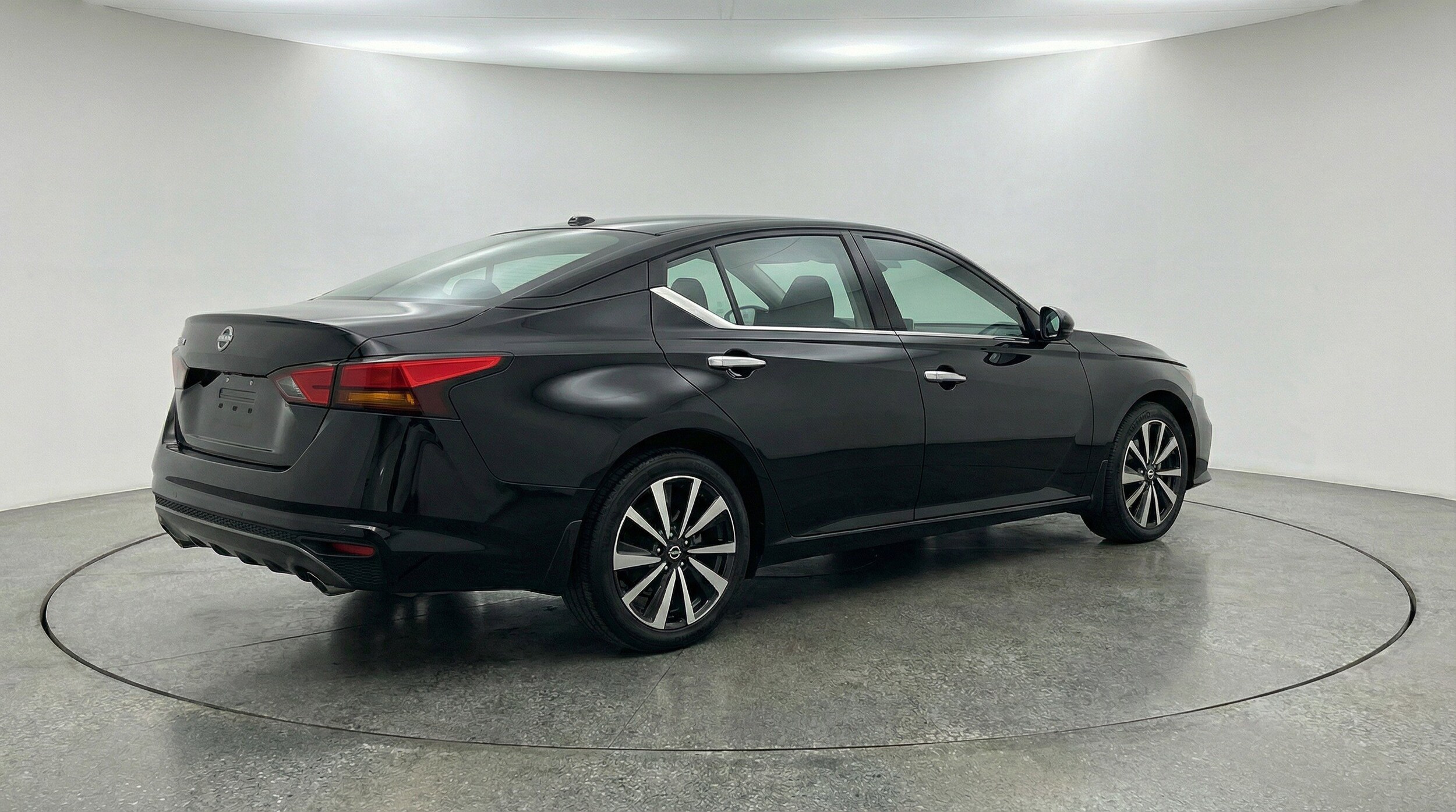 Thumbnail: 2025 Nissan Altima - 9