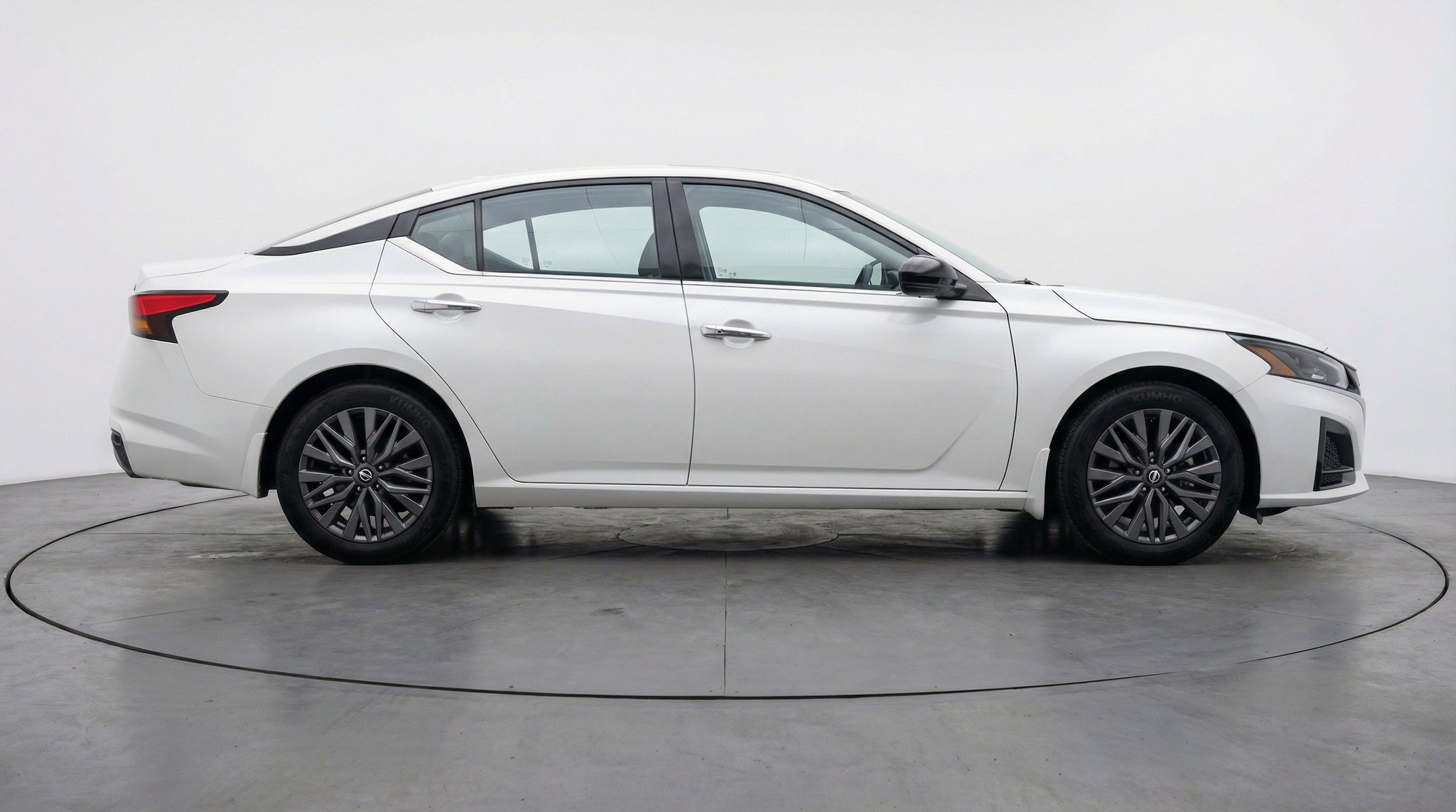 Thumbnail: 2025 Nissan Altima - 11