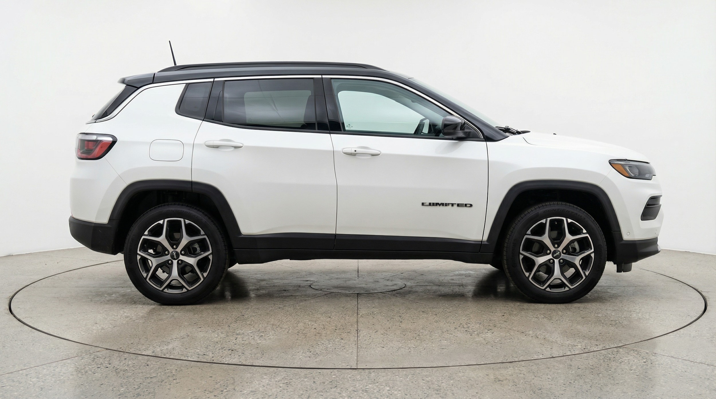 Thumbnail: 2025 Jeep Compass - 8