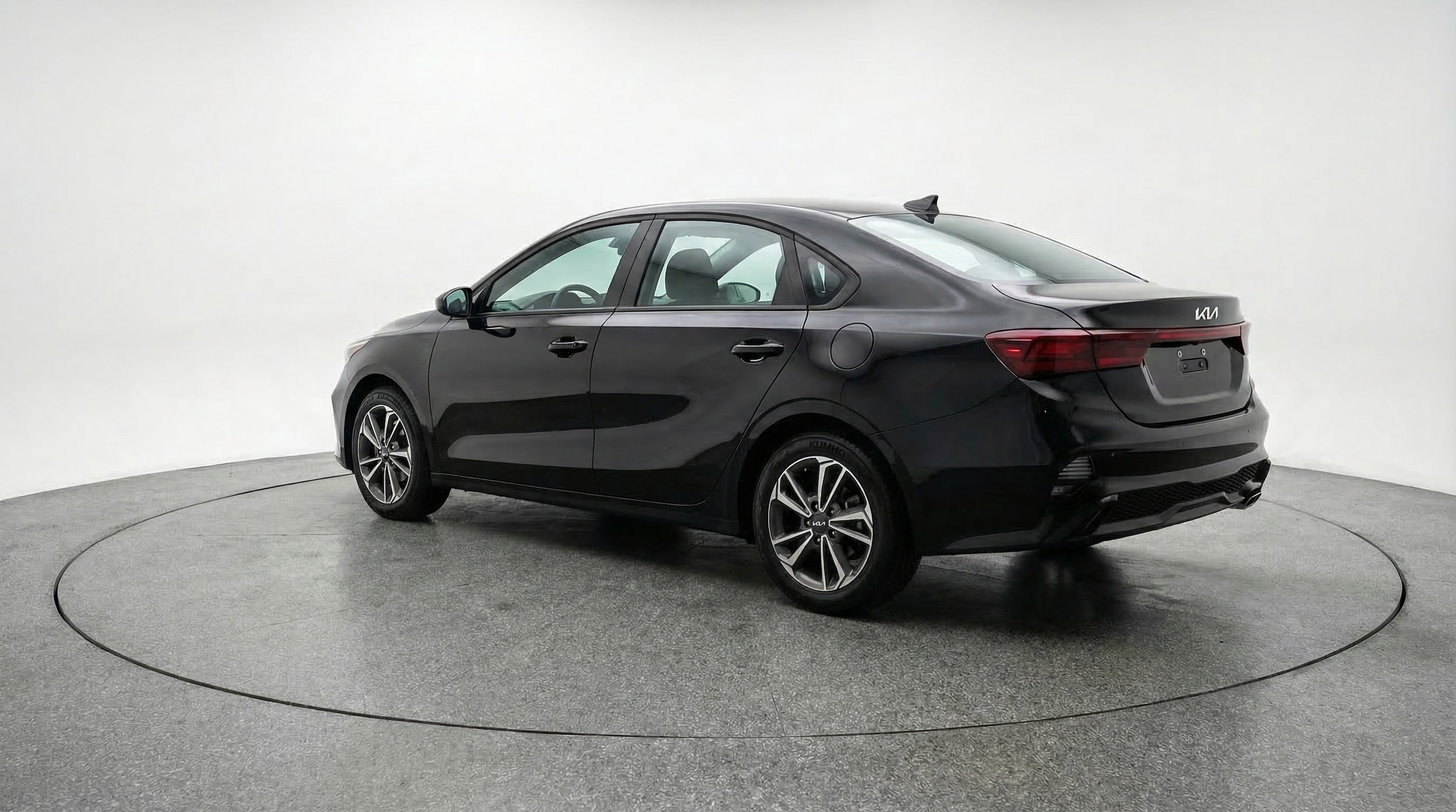 Thumbnail: 2024 Kia Forte - 5