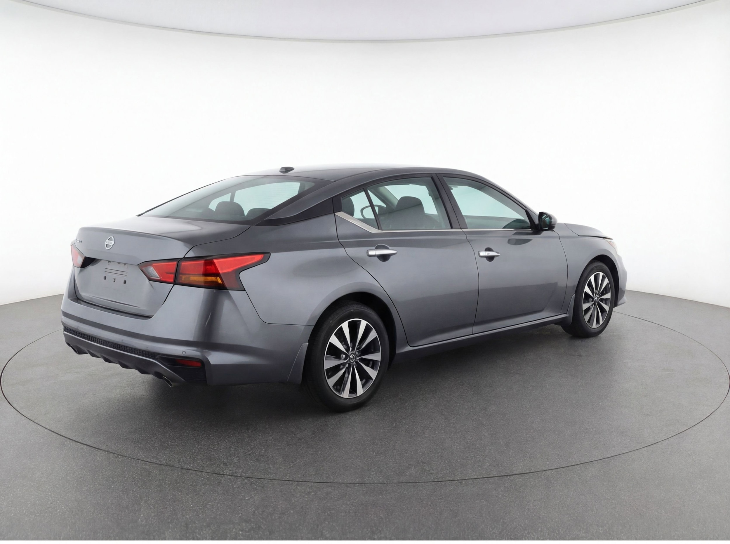 Thumbnail: 2023 Nissan Altima - 9
