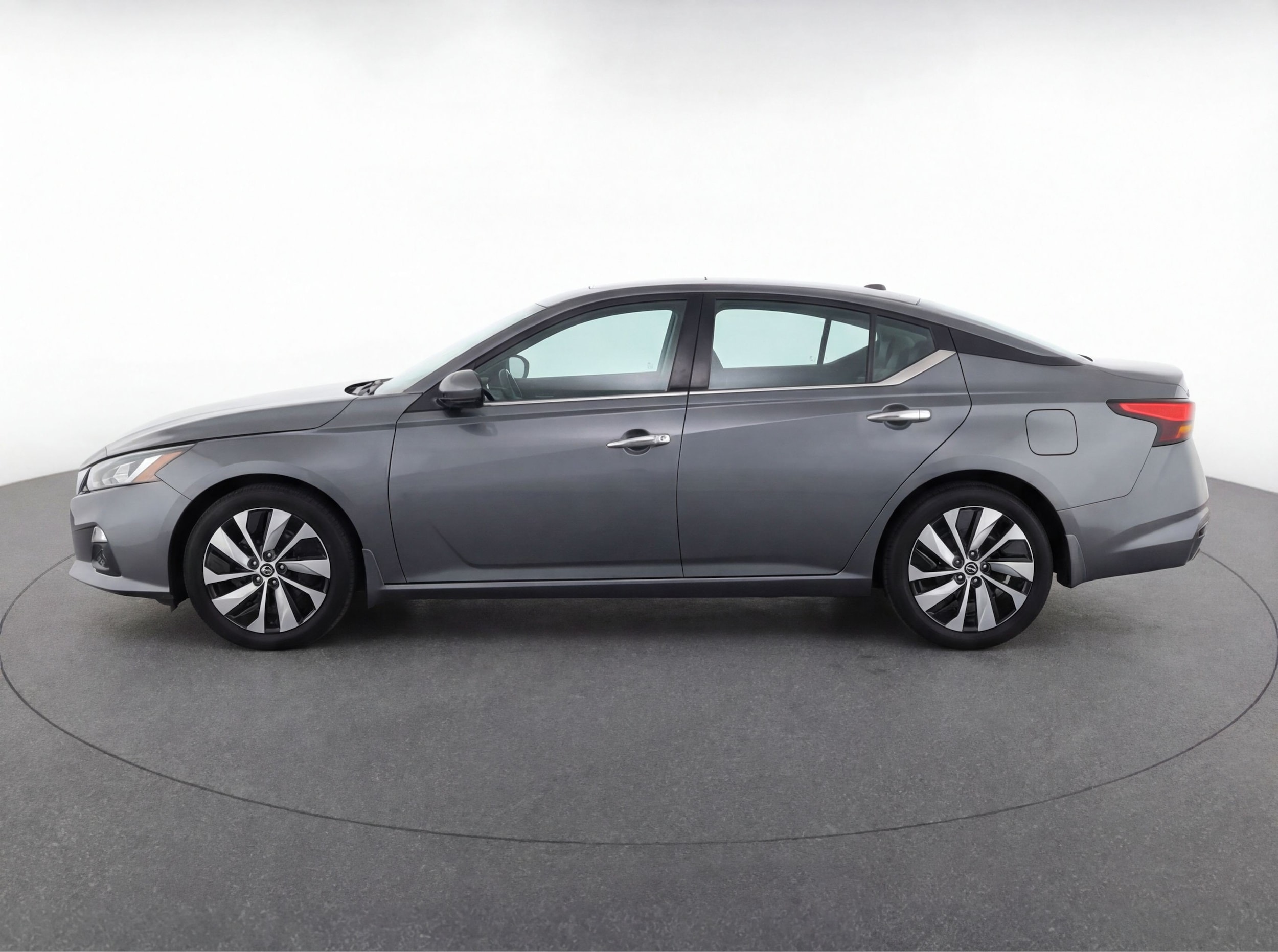Thumbnail: 2023 Nissan Altima - 5