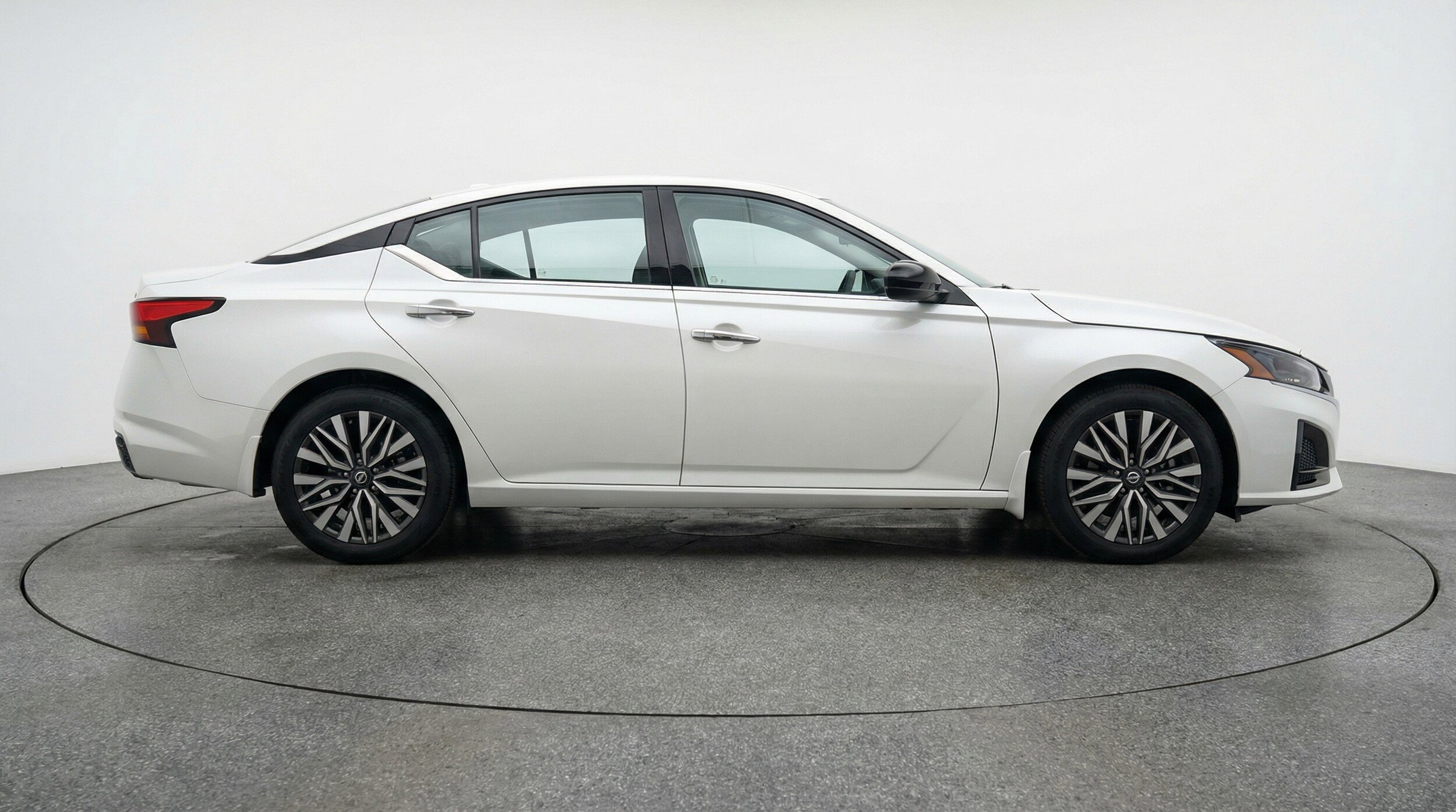 Thumbnail: 2025 Nissan Altima - 11