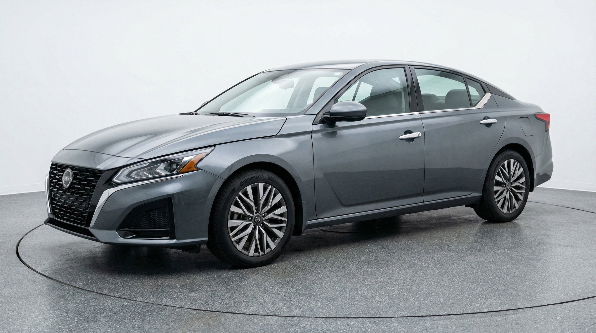 Thumbnail: 2025 Nissan Altima - 3