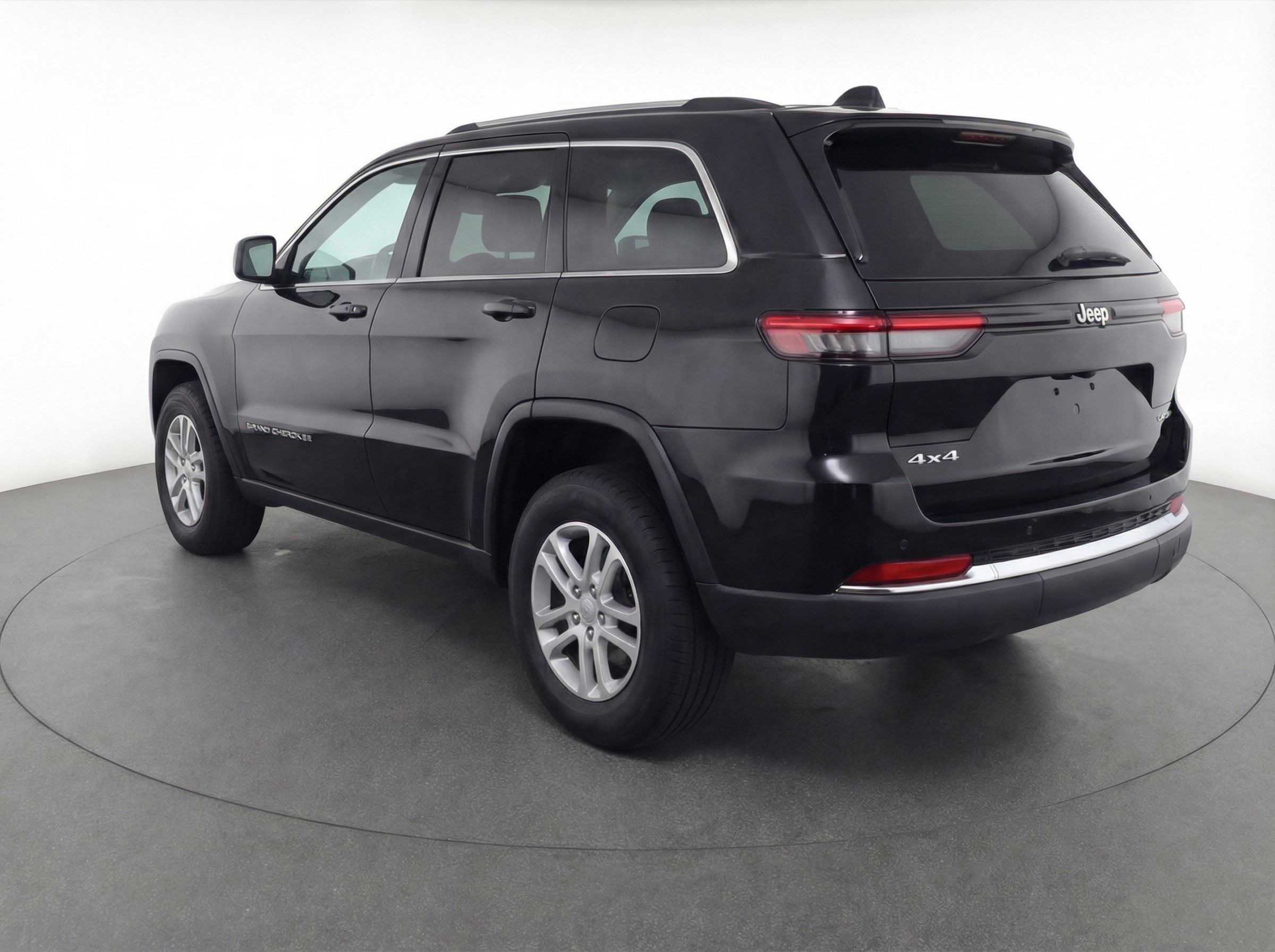Thumbnail: 2023 Jeep Grand Cherokee - 5