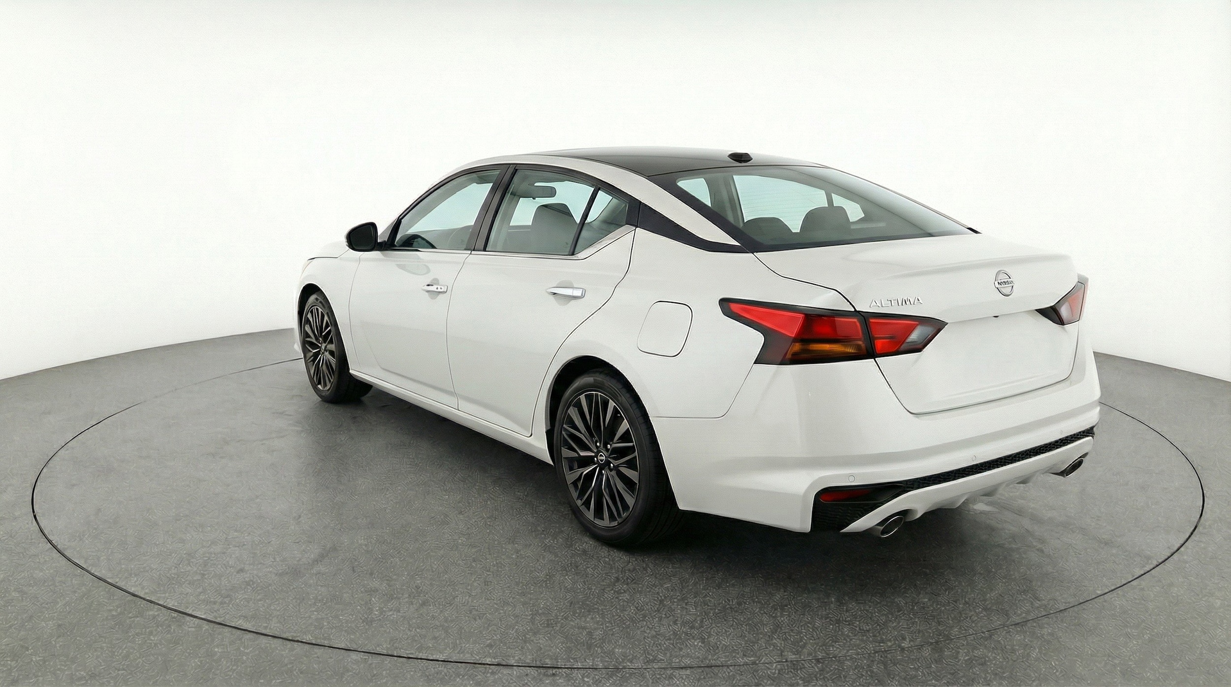 Thumbnail: 2025 Nissan Altima - 6