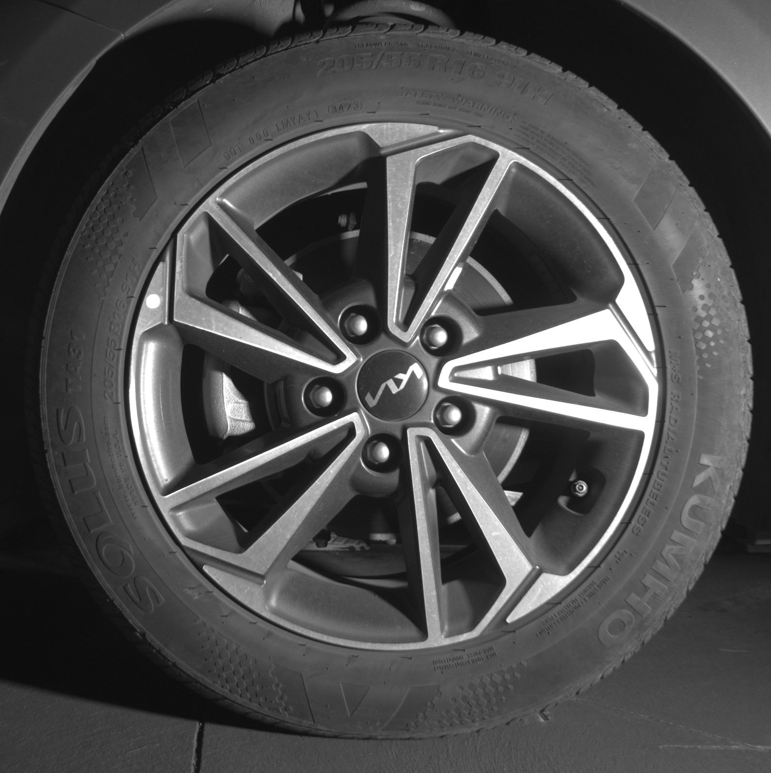 Thumbnail: 2024 Kia Forte - 14
