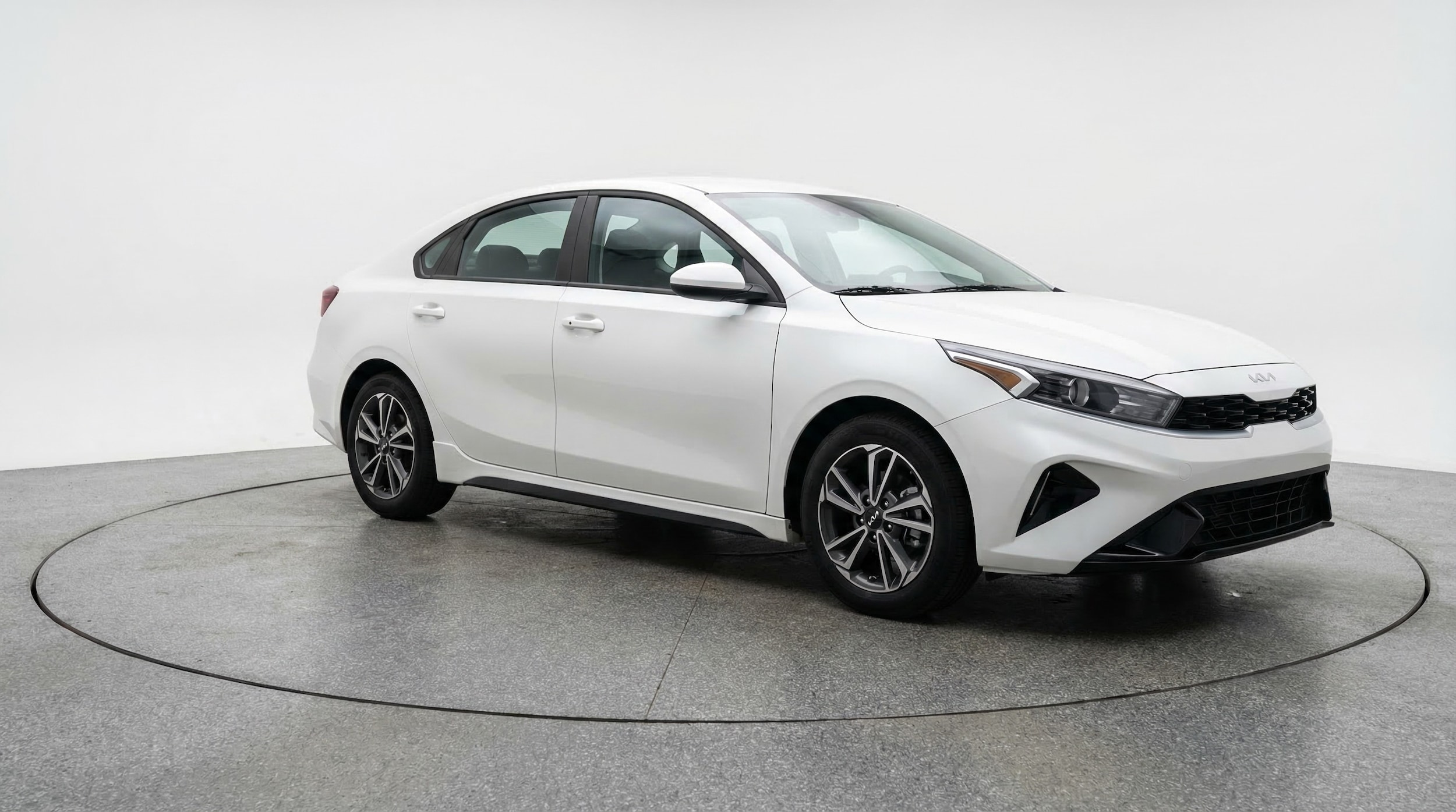 Thumbnail: 2024 Kia Forte - 1