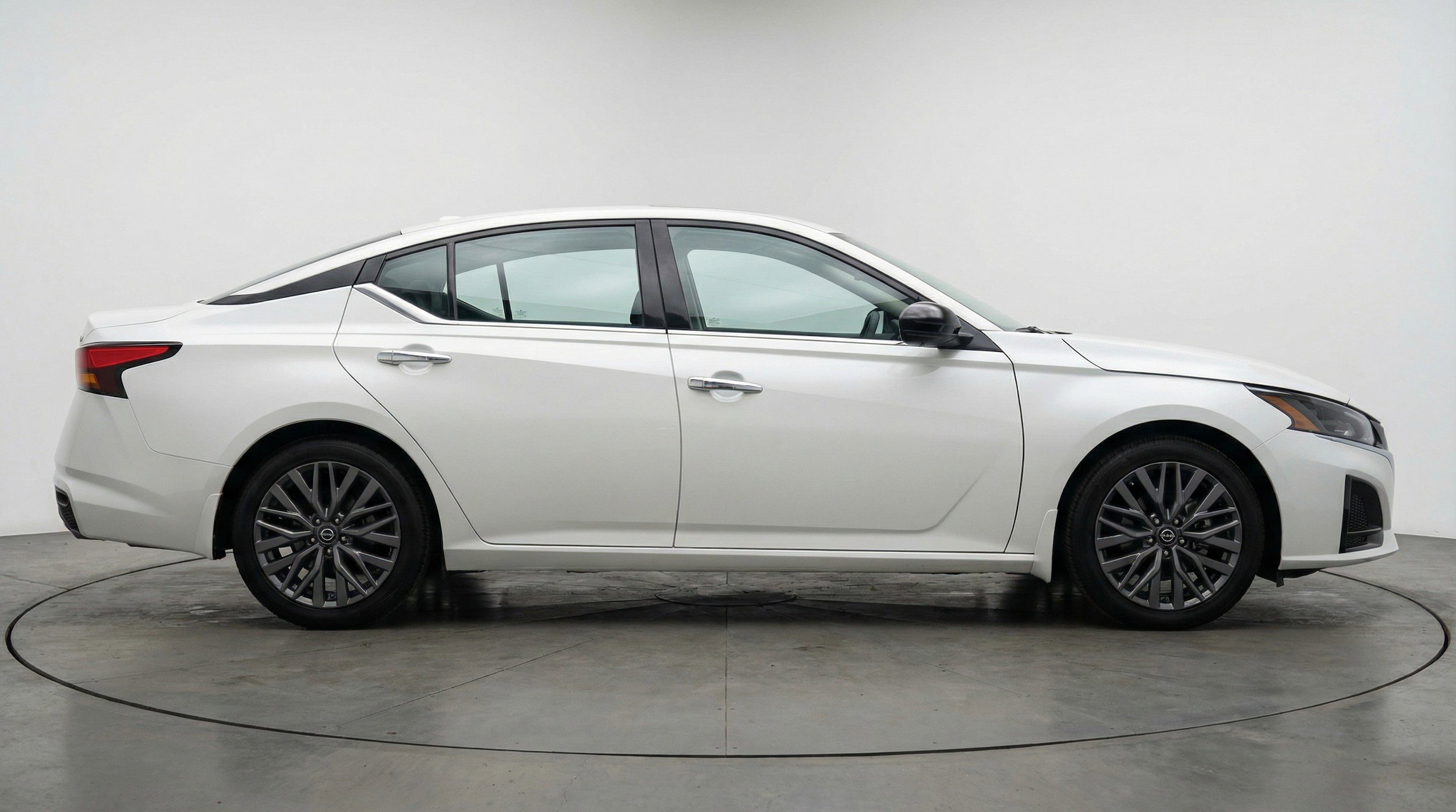 Thumbnail: 2025 Nissan Altima - 11