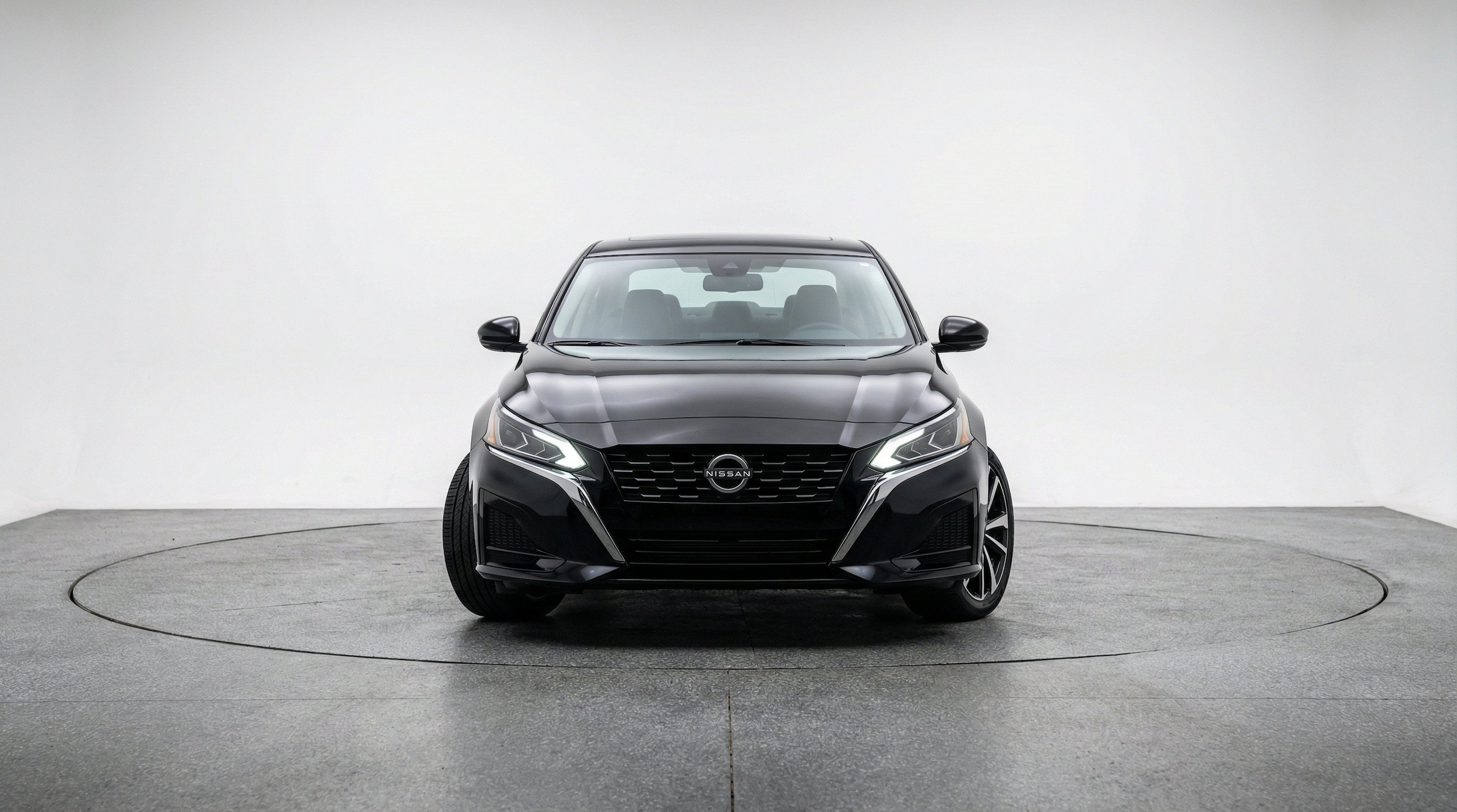Thumbnail: 2025 Nissan Altima - 2