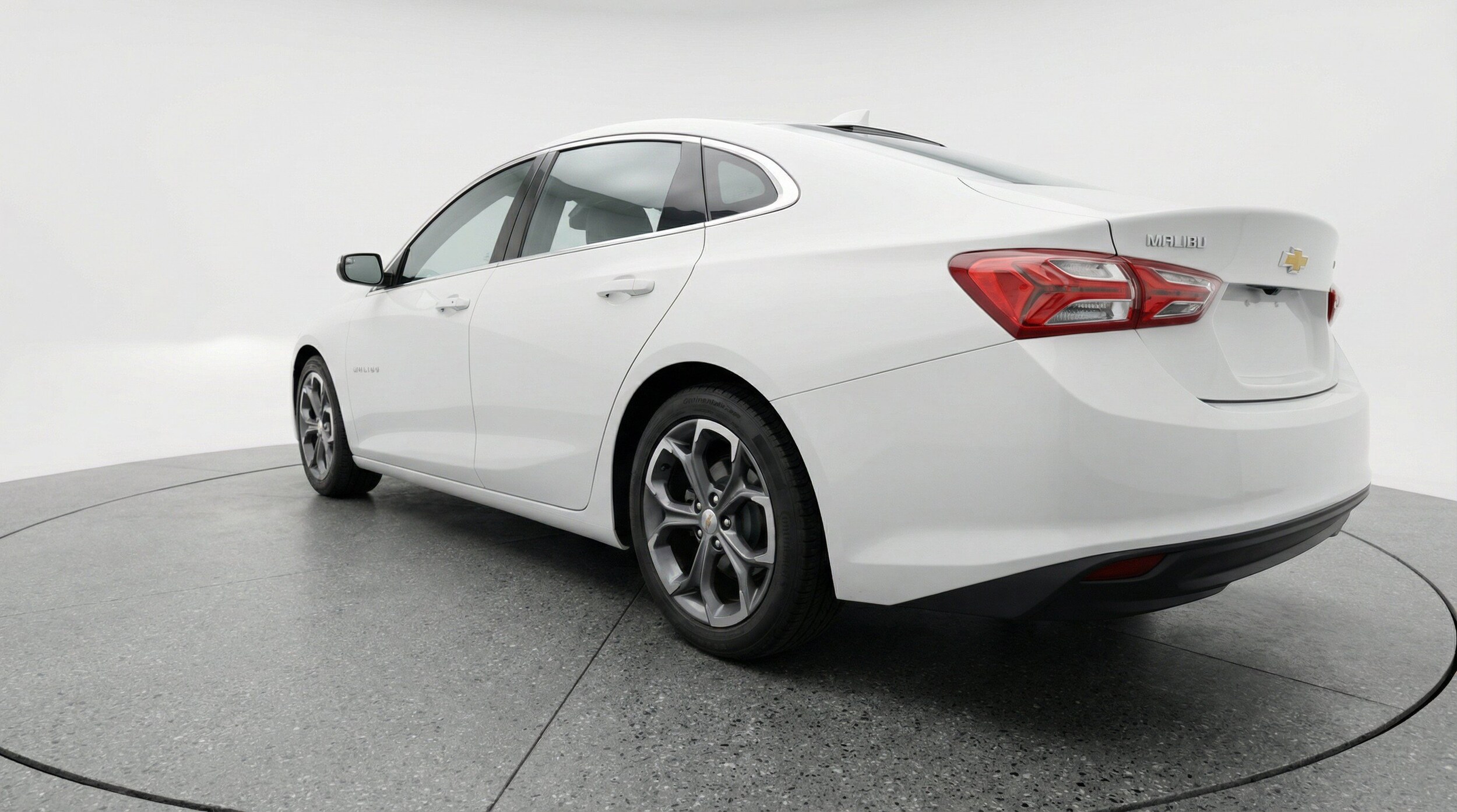 Thumbnail: 2024 Chevrolet Malibu - 6