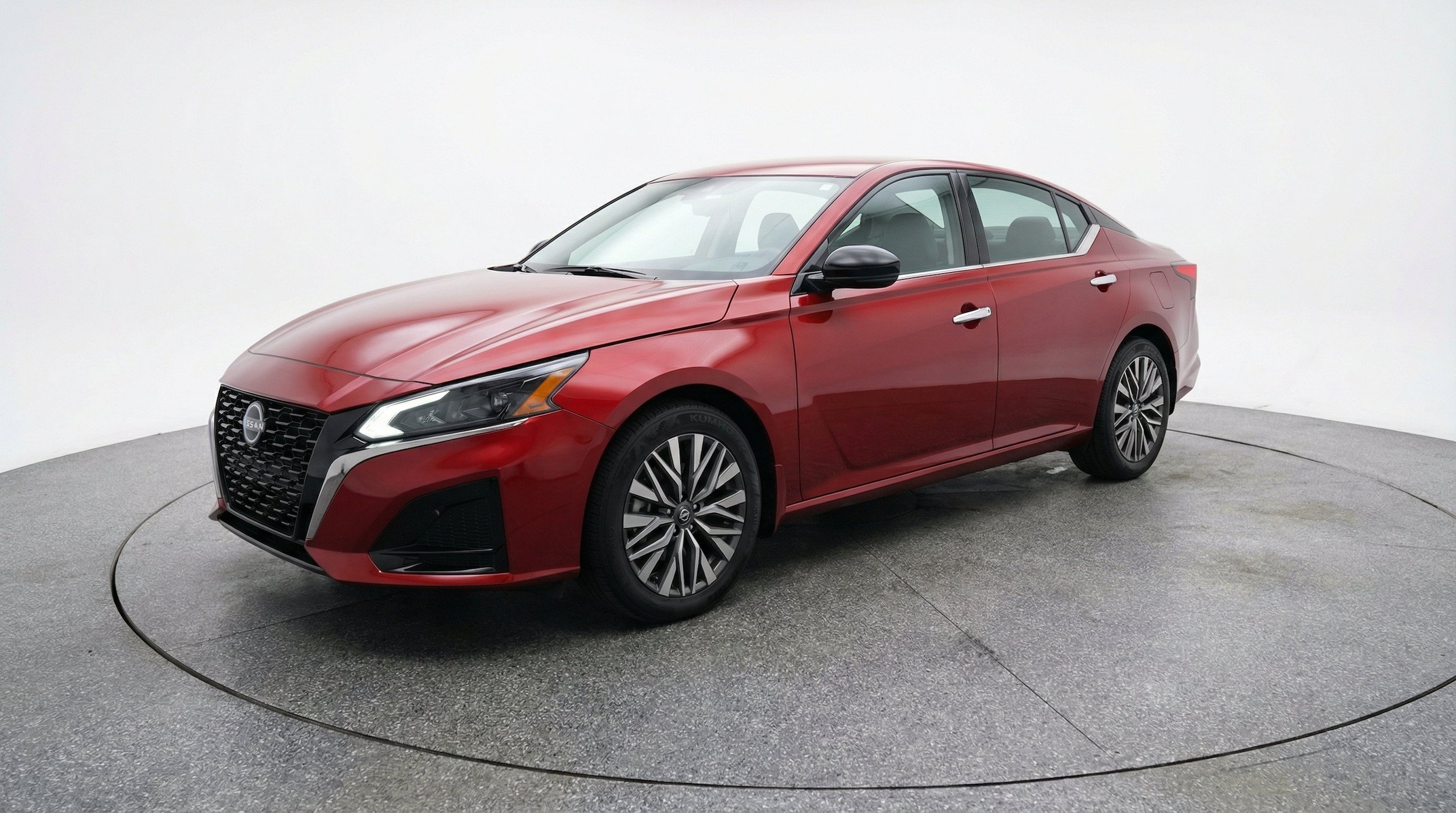 Thumbnail: 2025 Nissan Altima - 3