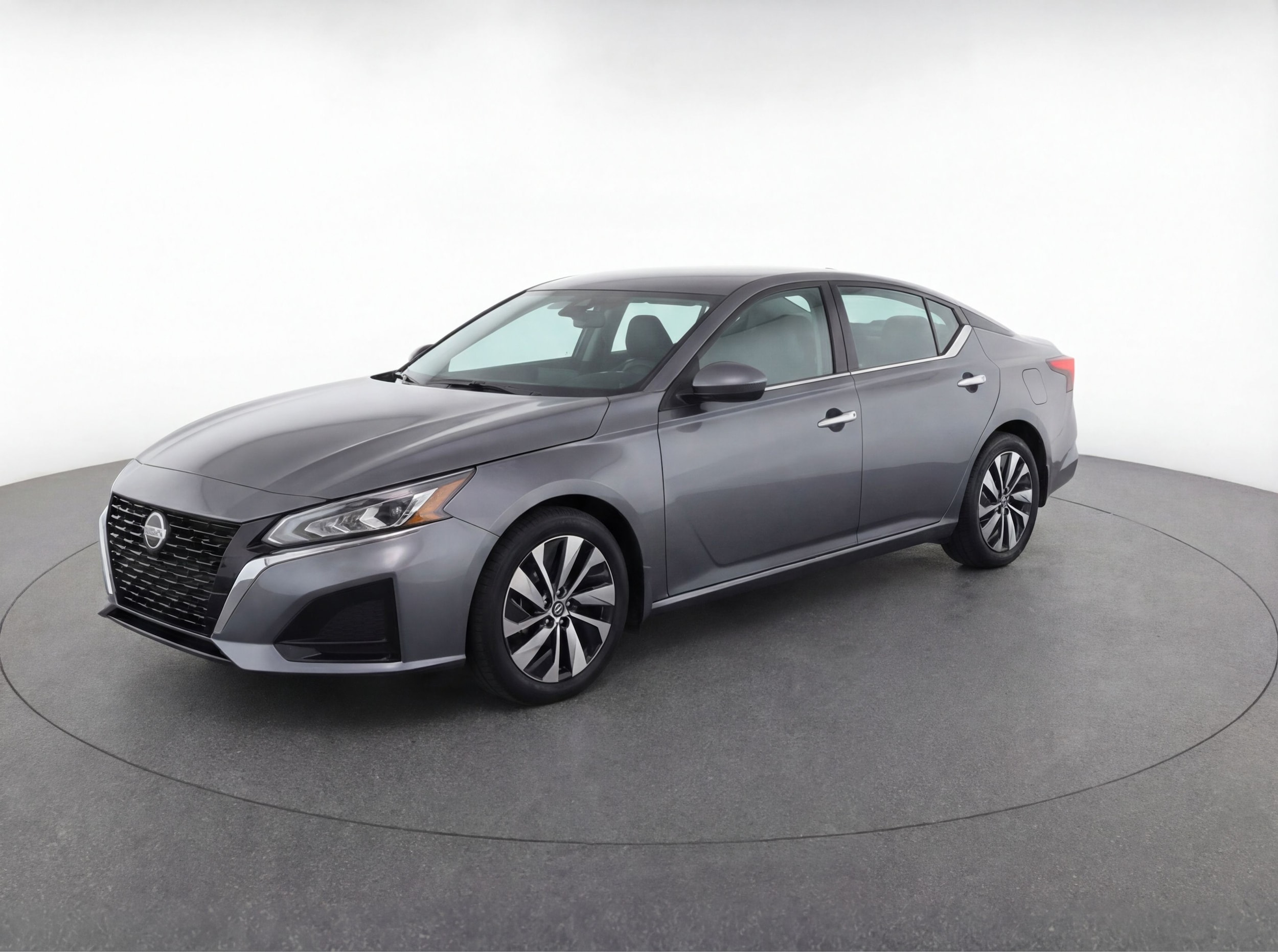 Thumbnail: 2023 Nissan Altima - 3