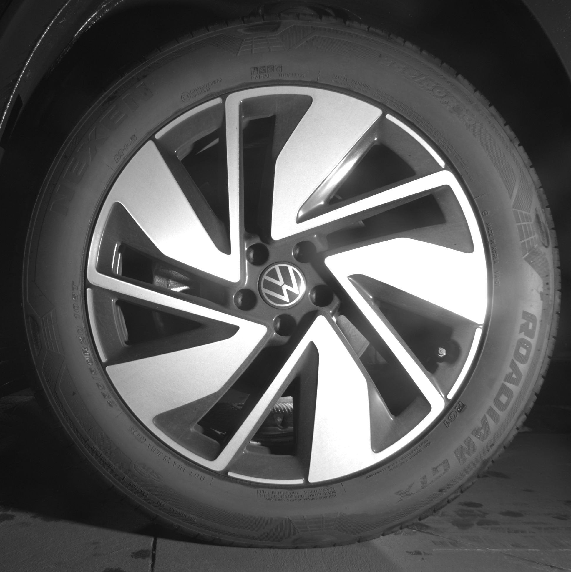 Thumbnail: 2026 Volkswagen Atlas - 12