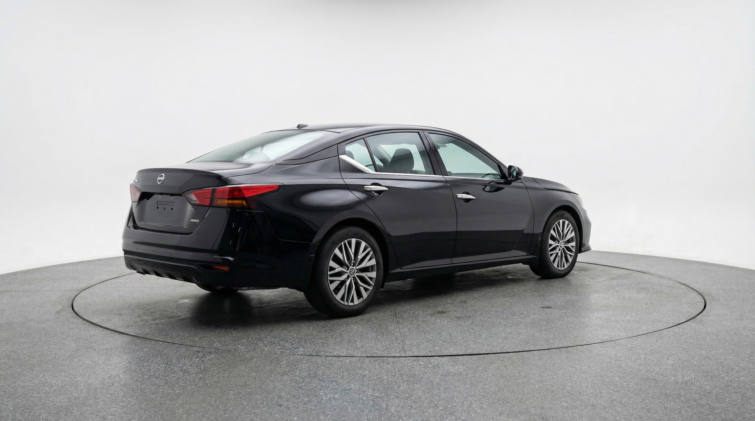 Thumbnail: 2025 Nissan Altima - 9