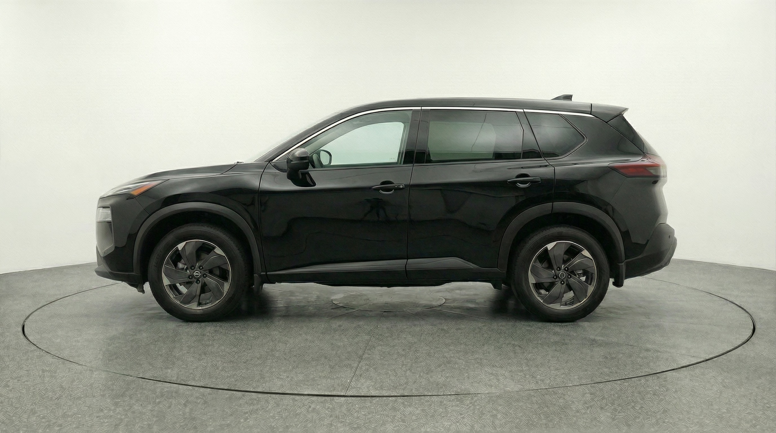 Thumbnail: 2025 Nissan Rogue - 4