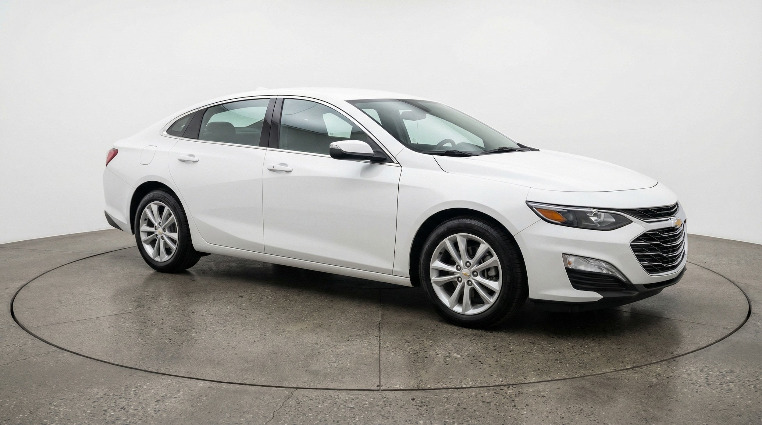 Thumbnail: 2024 Chevrolet Malibu - 1