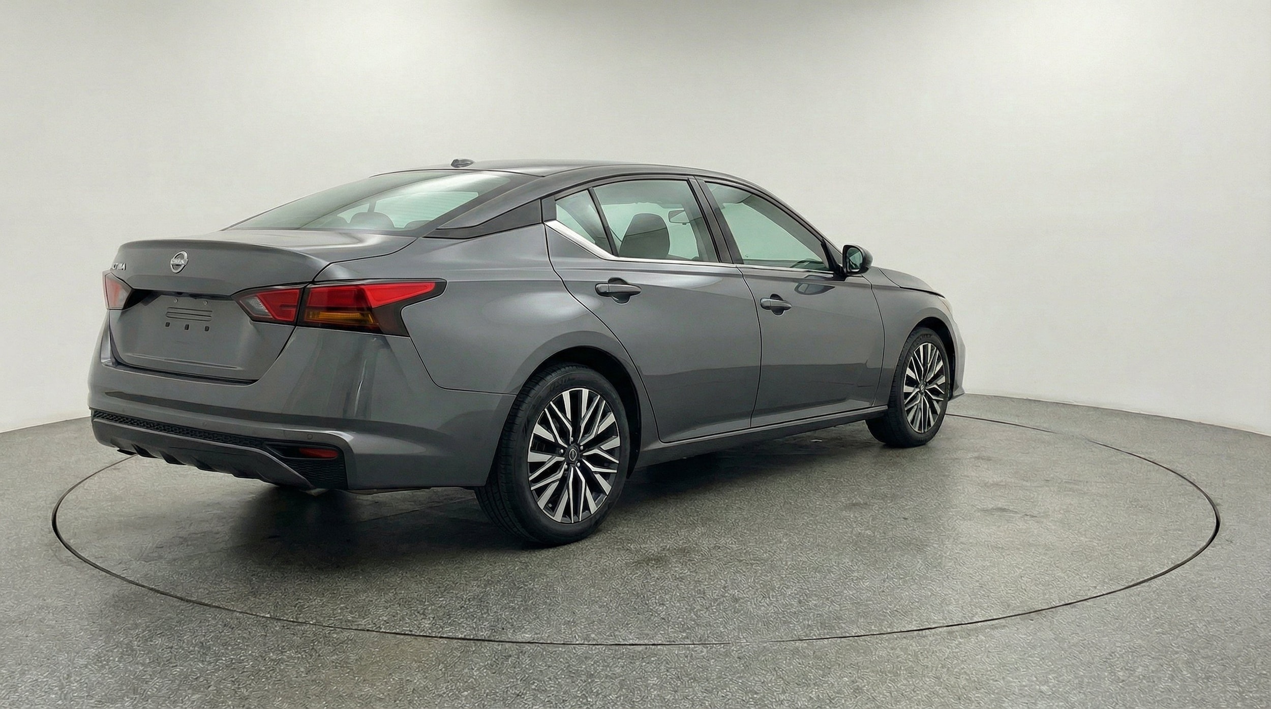 Thumbnail: 2025 Nissan Altima - 9